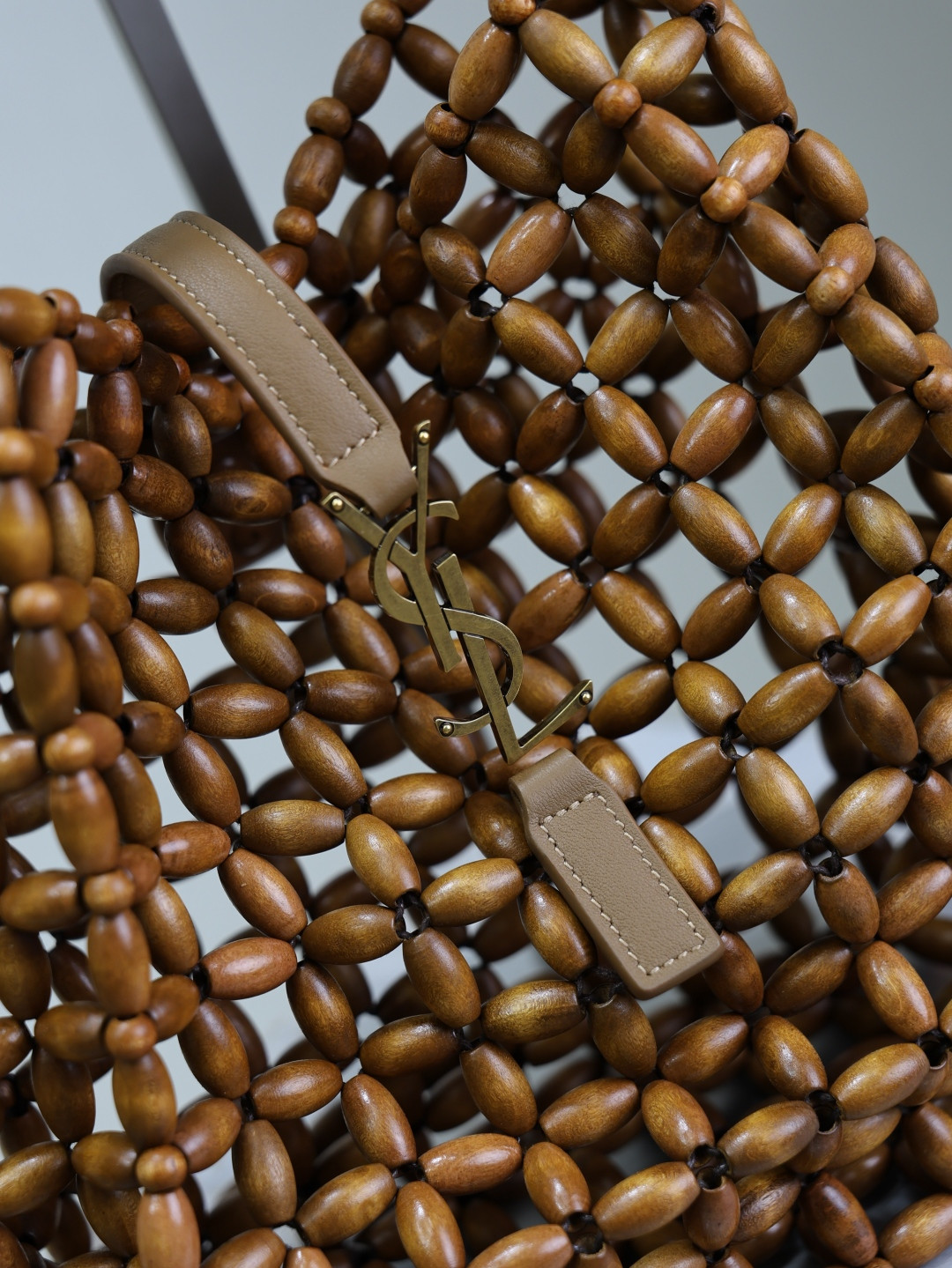 Y*L le 5 à 7 wood beads 23x22x8.5cm