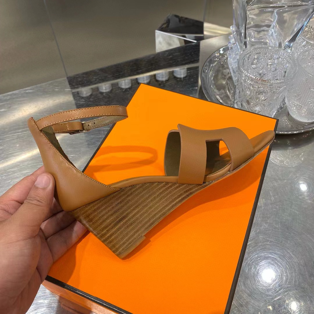 ua H**mes legend sandal