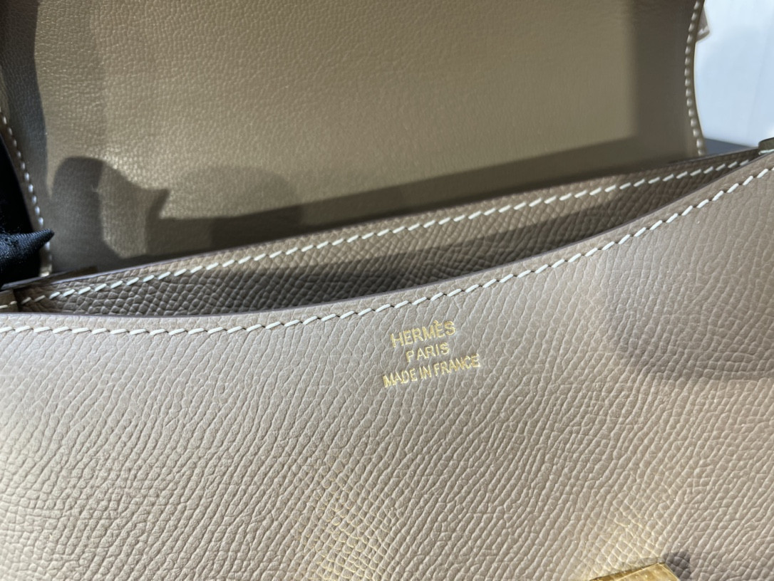 H**mes constance 24 epsom leather gold hardware 9.4"x5.9"x3"