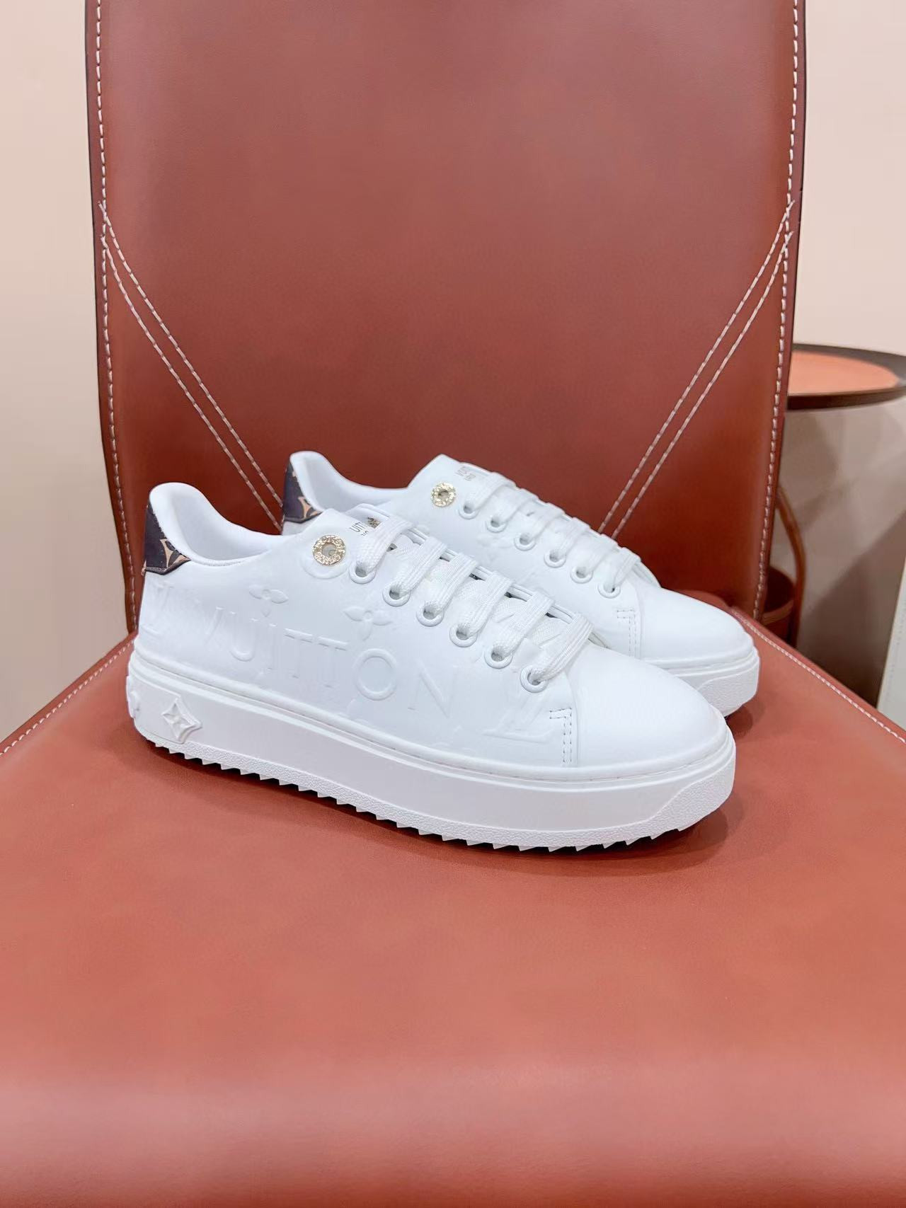 UA LV Time Out Sneaker