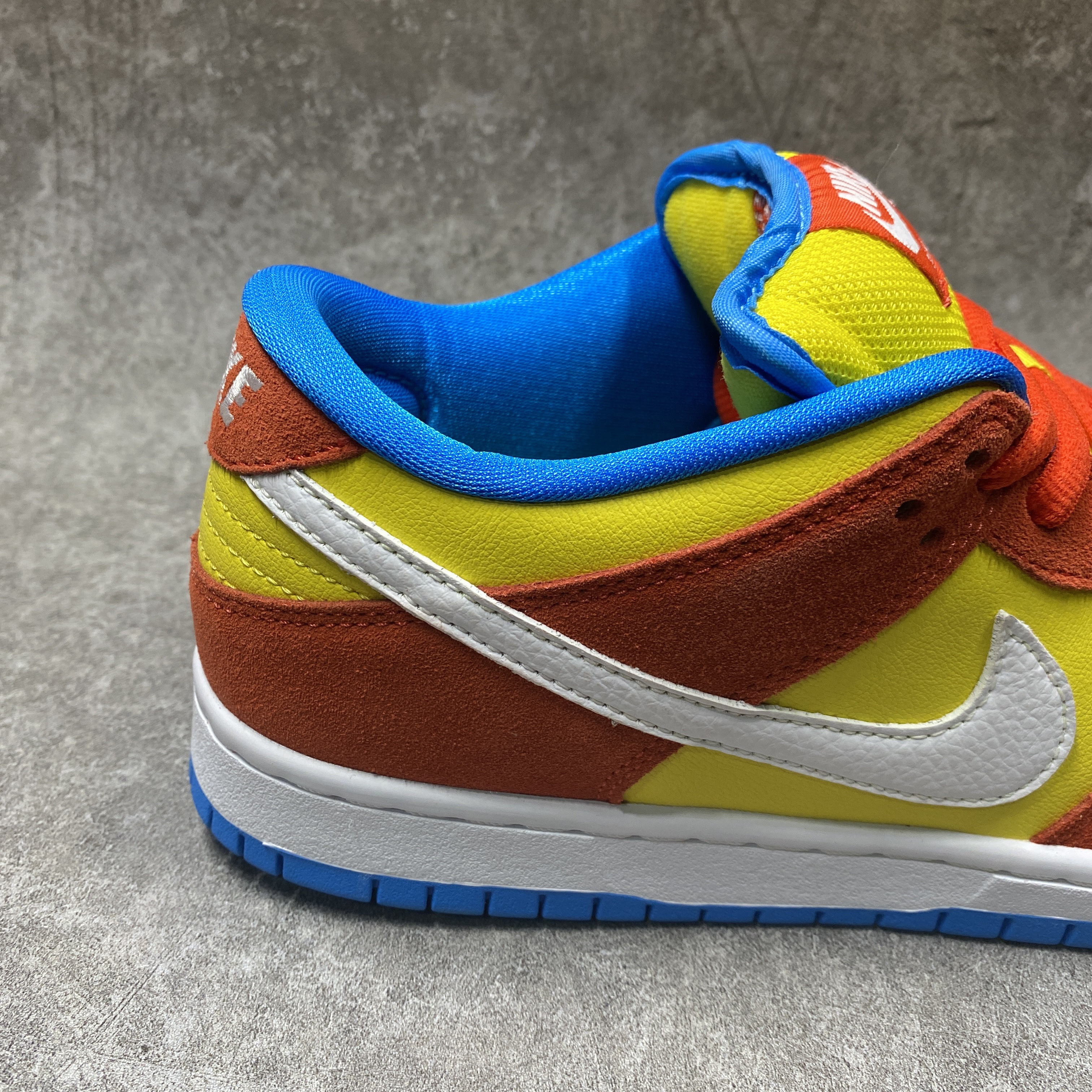 Nike SB Dunk Low Pro Bart Simpson