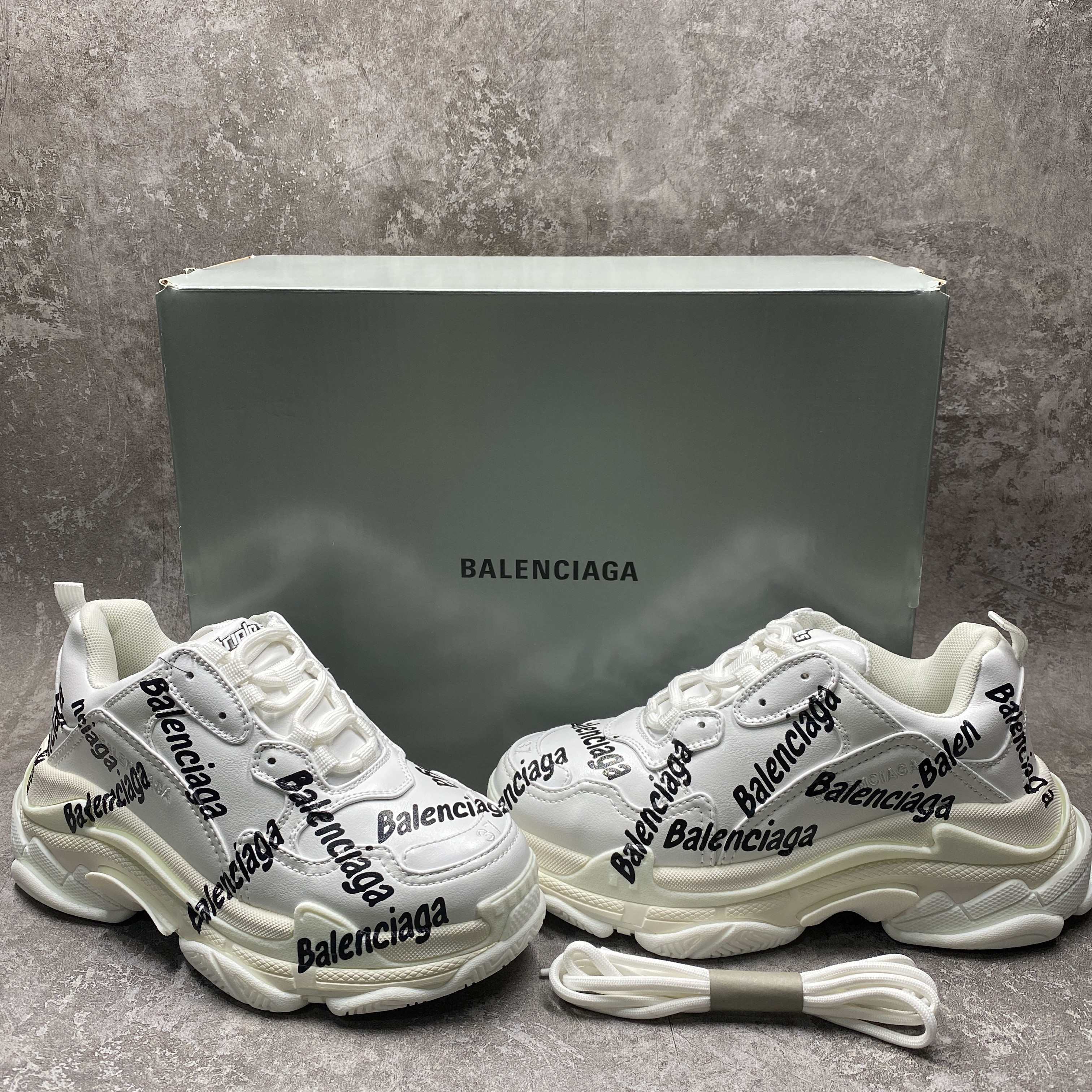 Balenciga Triple S Logotype Sneaker in White