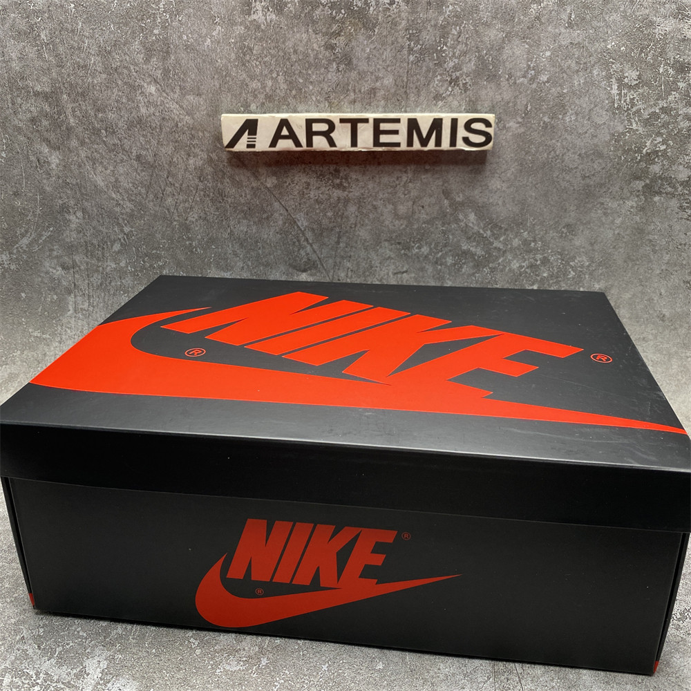 CHRIS PAUL X AIR JORDAN 1 RETRO LOW OG 
