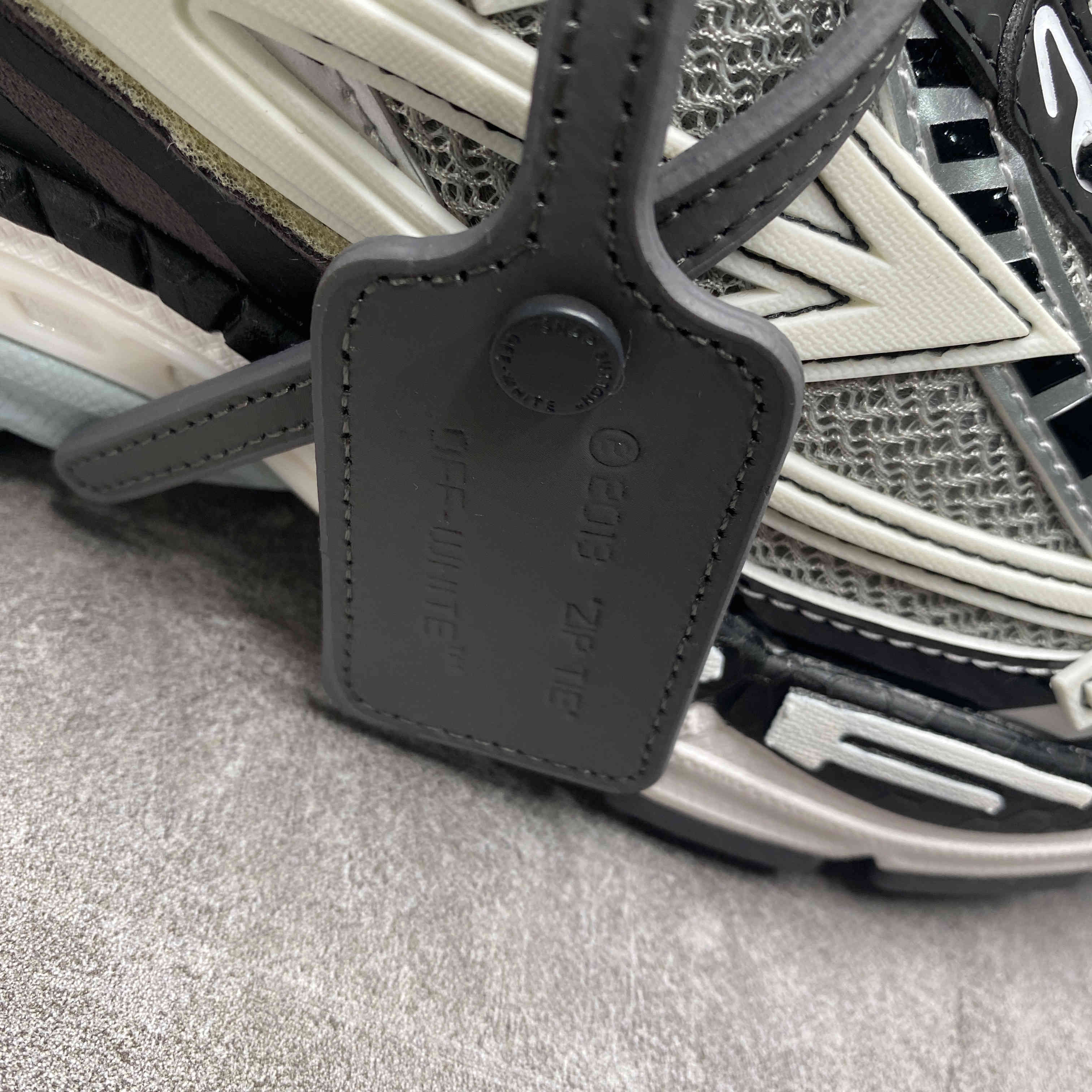 UA Off-White "BE RIGHT BACK"