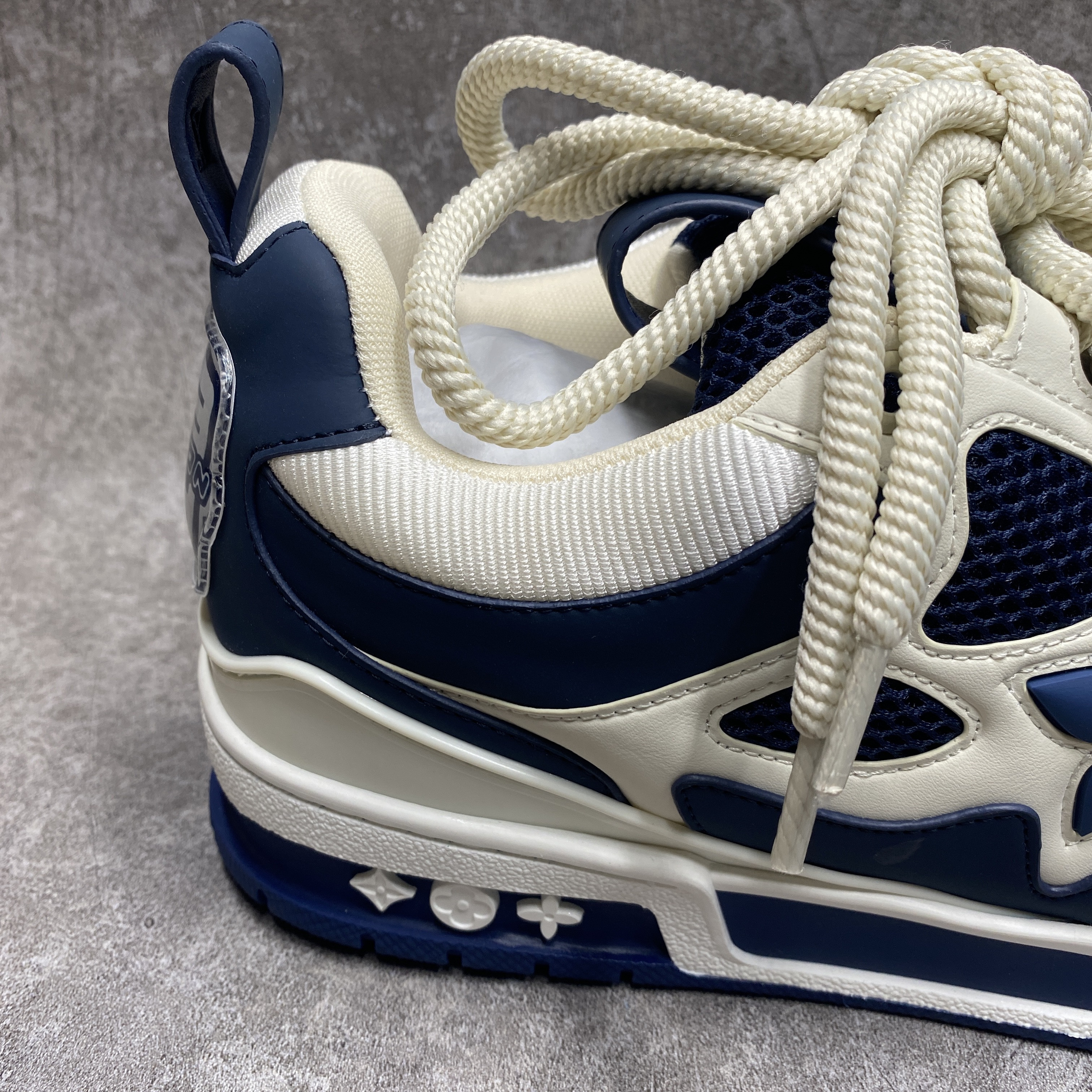 UA LV Skate Sneaker