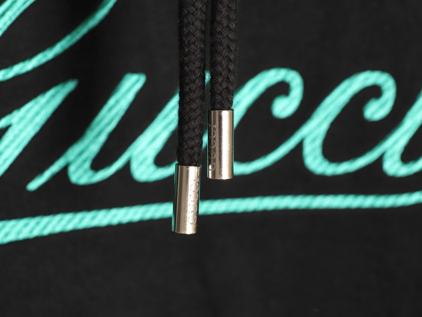 G*u*i 25fw hoodies