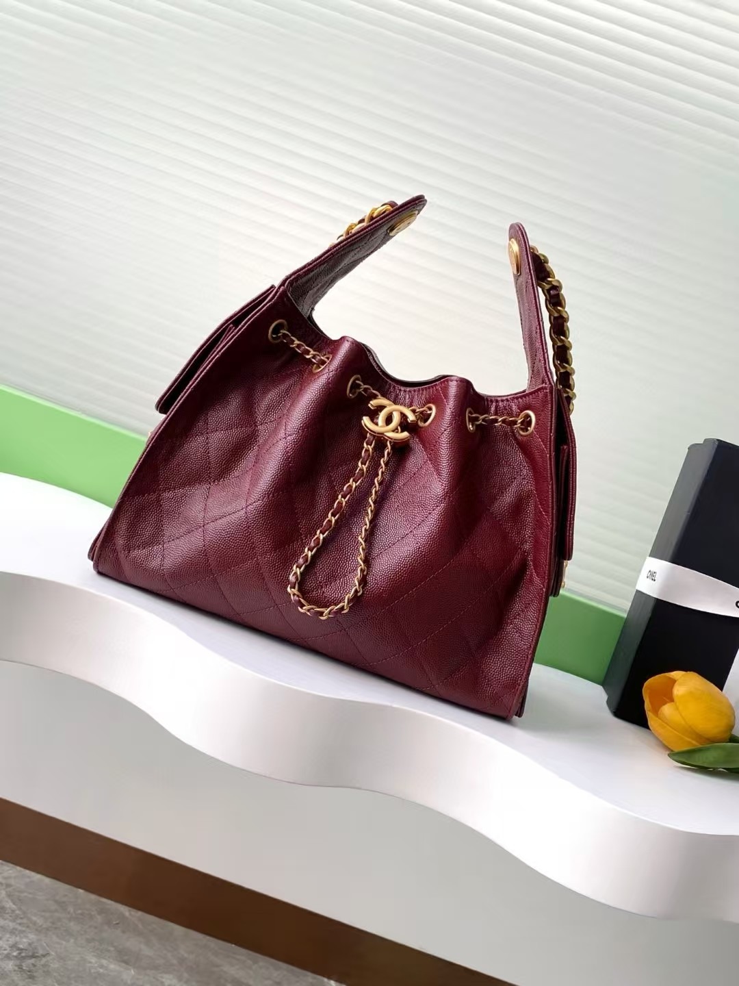 Ch*el 25c bucket bag 26x30x14cm