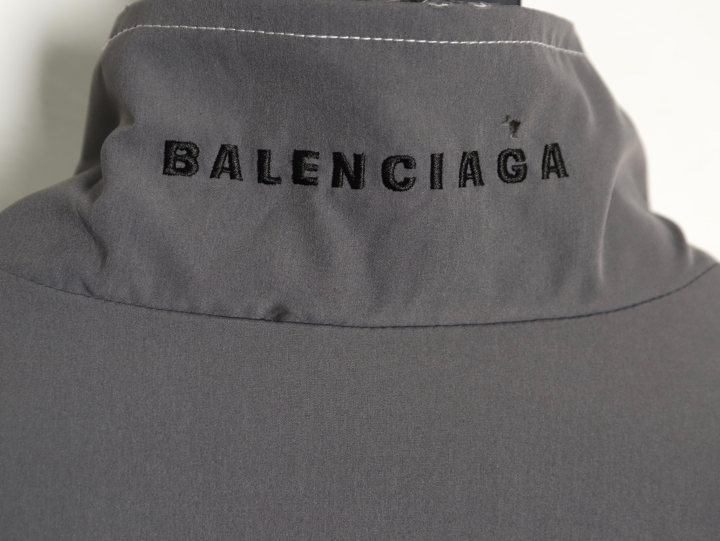 Ba*len*cia*ga coats suit