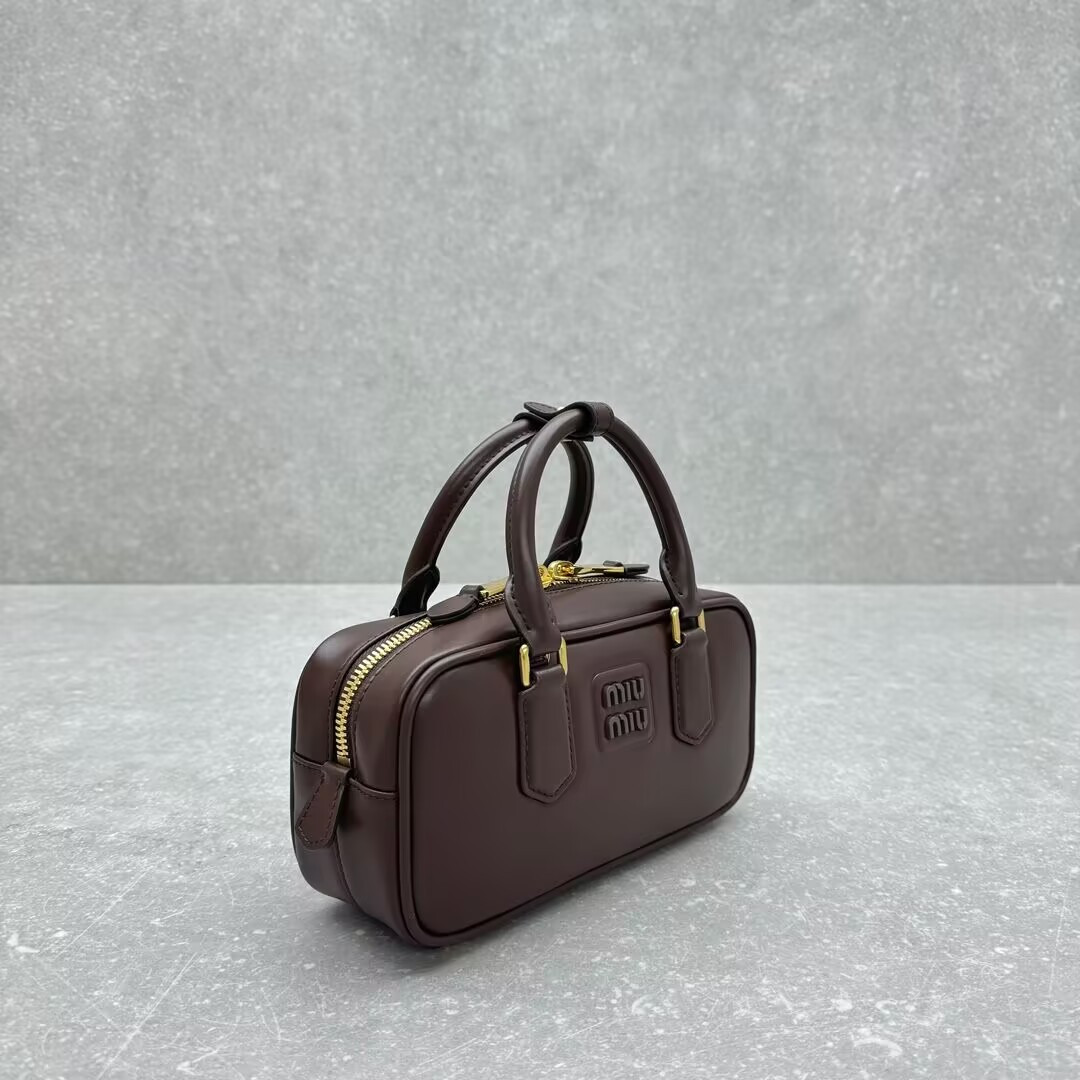 M1v M1v arcadie leather bag 10.5x22x7.5cm