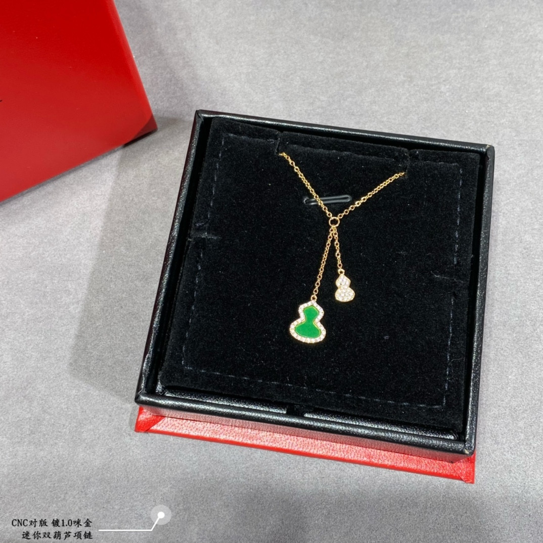 Qee1in mini double gourd pendant necklace