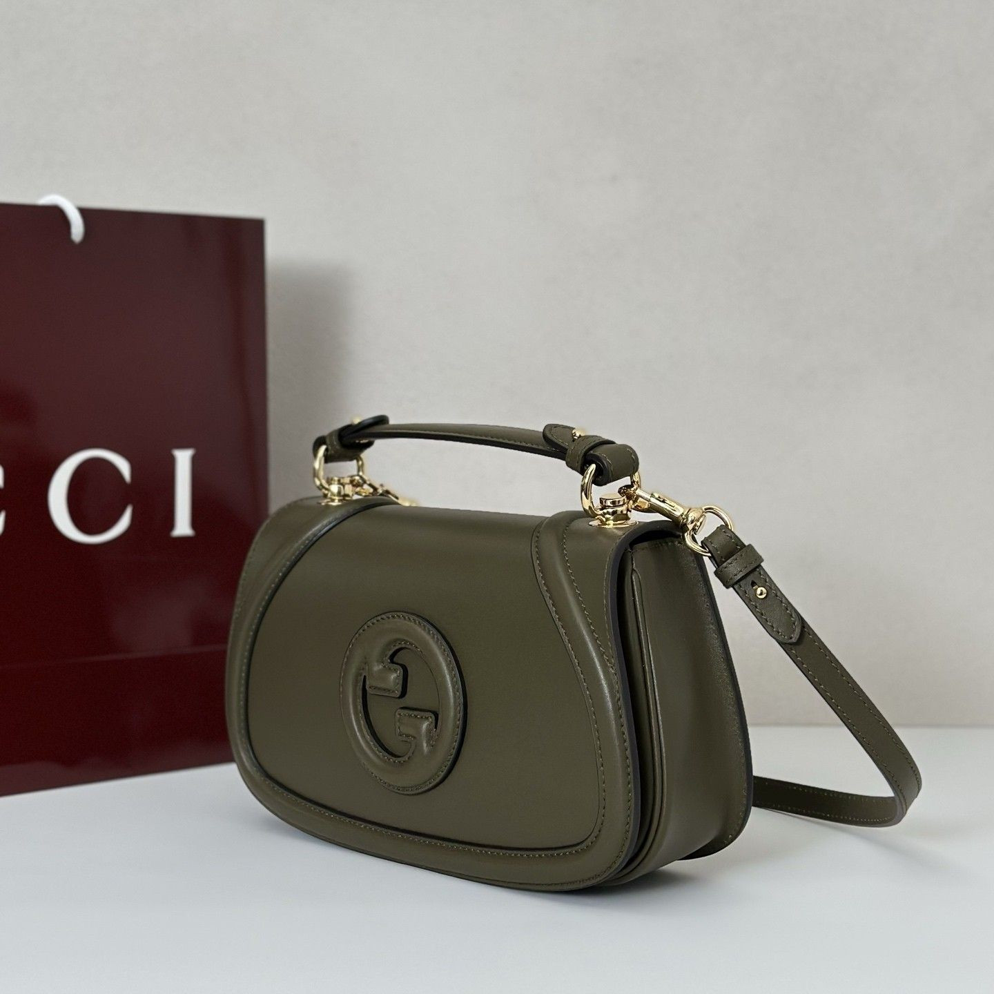 G*u*i blondie medium top handle bag 27x17x7cm