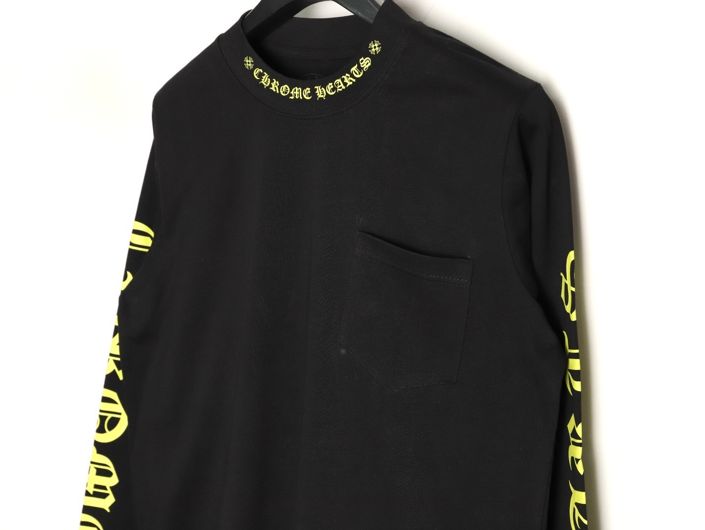 Ch**me He**ts long-sleeved t-shirt