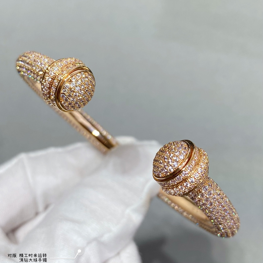 P1aget fully di*m*nd-encrusted large ball bracelet