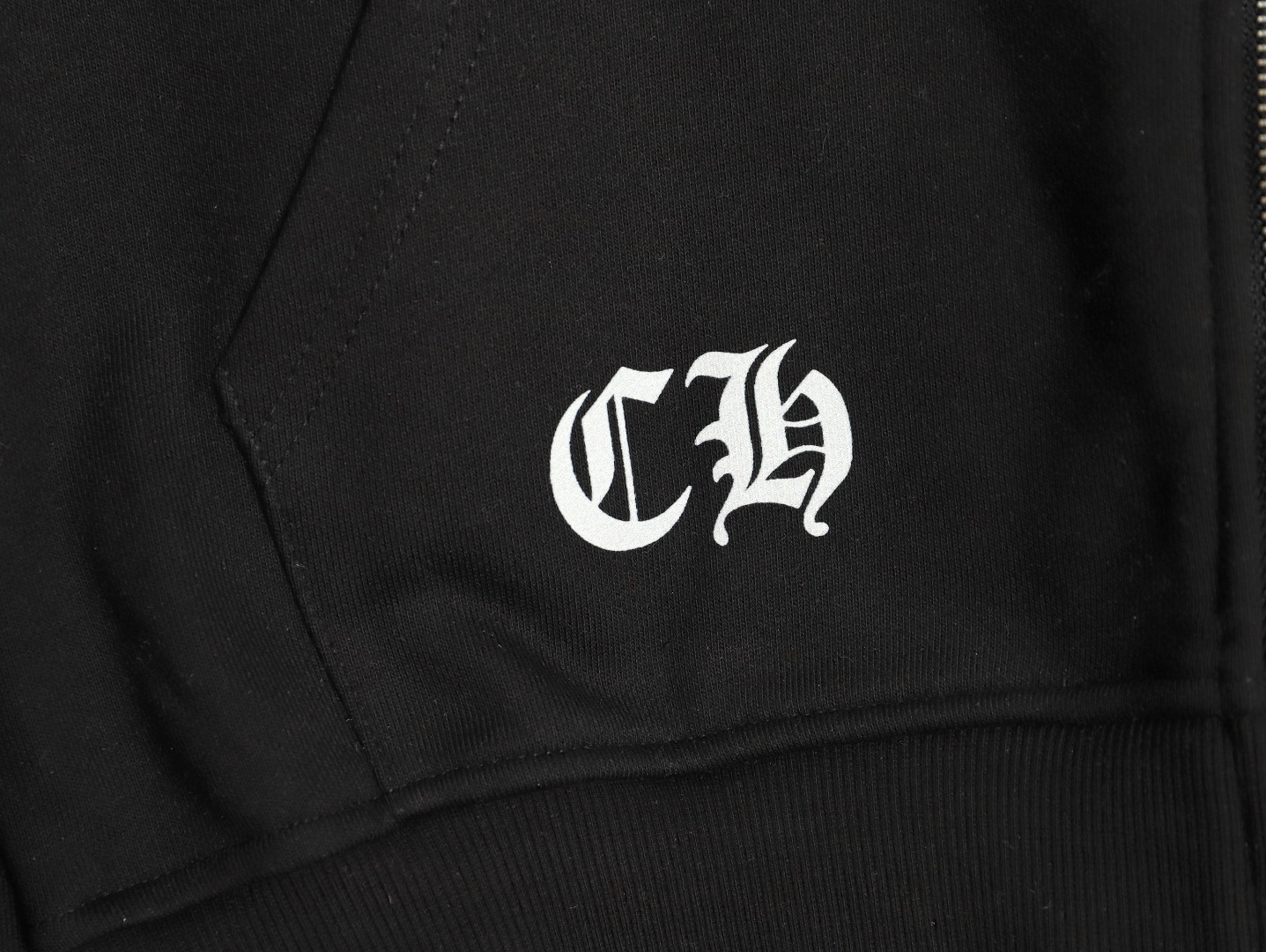 Ch**me He**ts 25fw coats