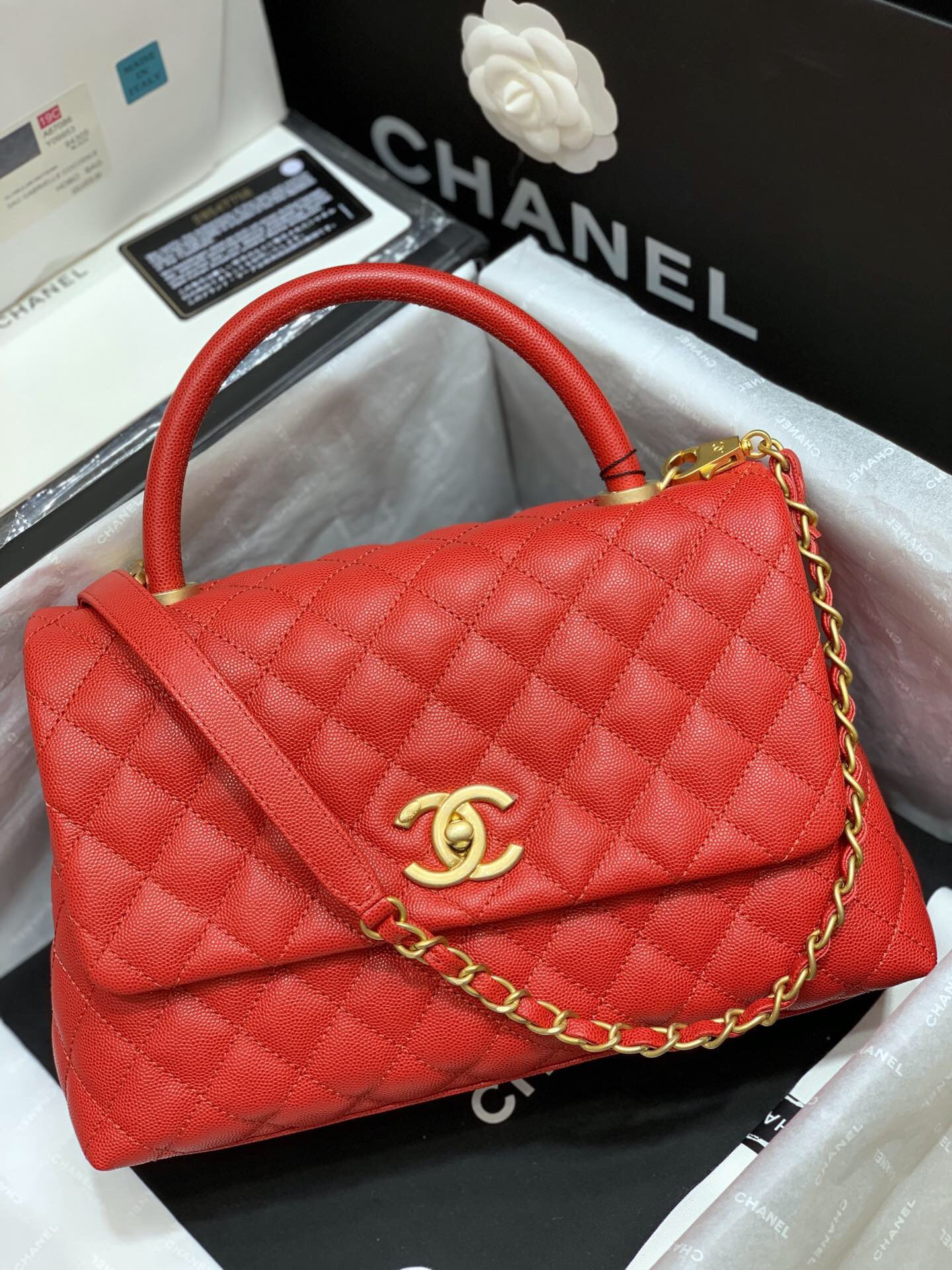Ch*el coco handle bag medium 28cm