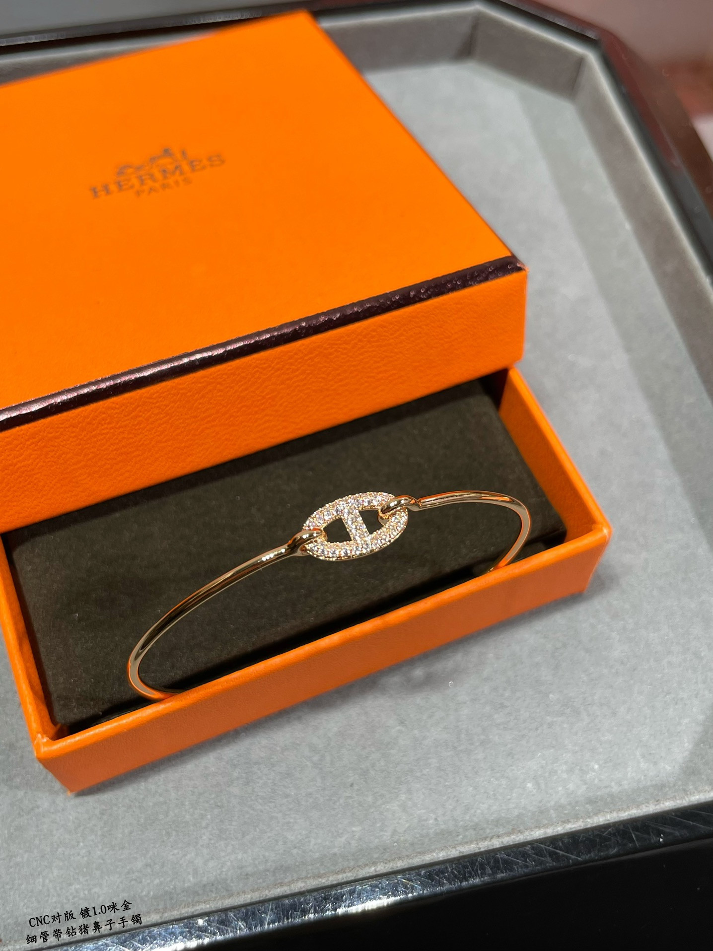 H**mes thin tube di*m*nd pig nose bracelet