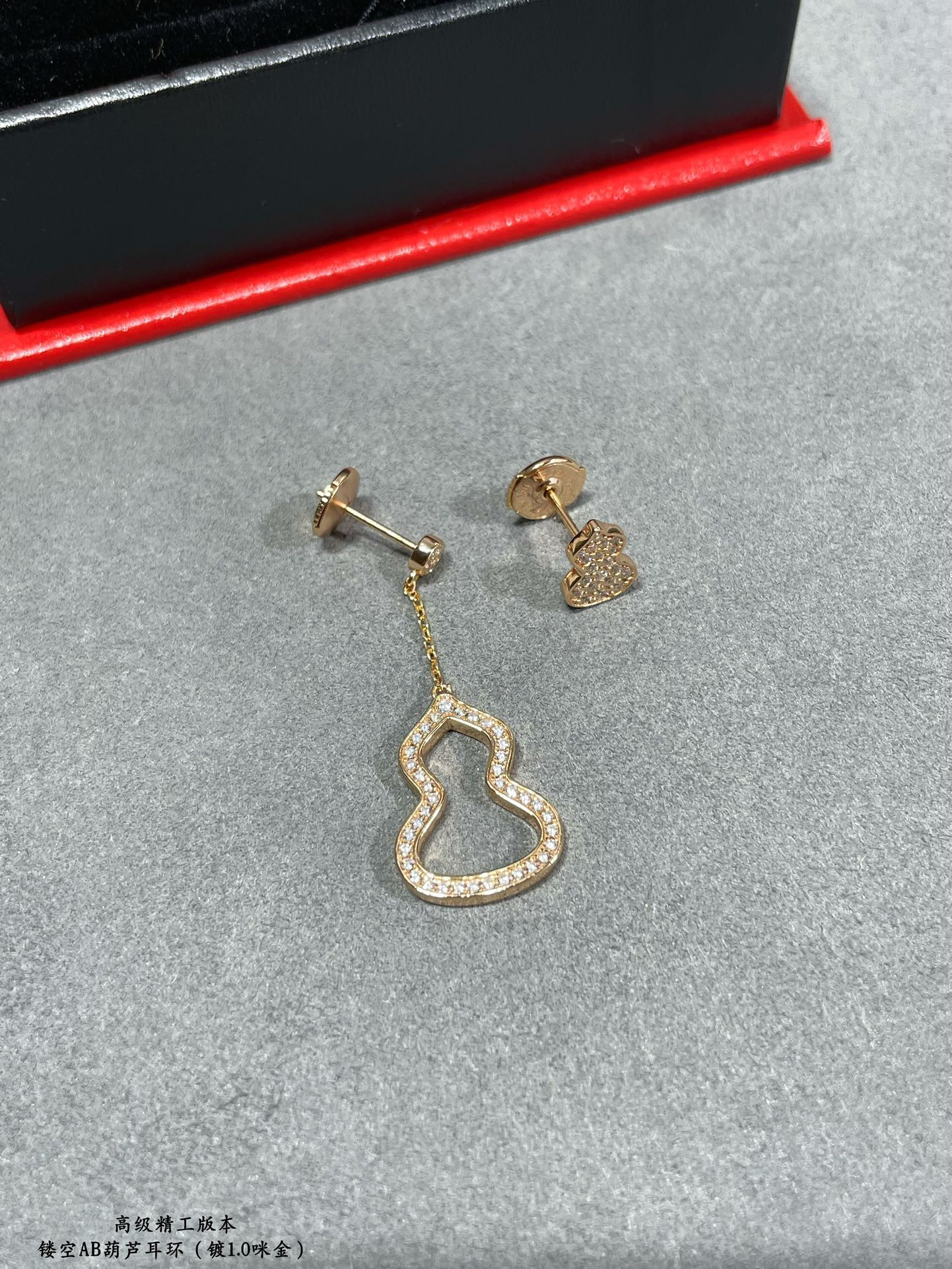 Qee1in mandarin duck gourd earrings