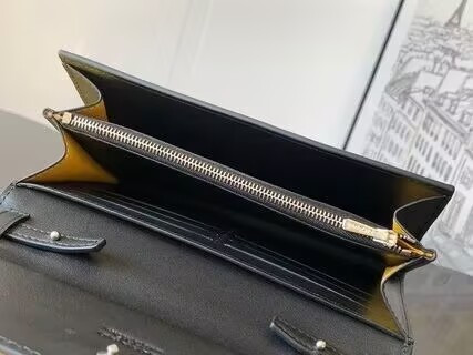 Go*ard varenne continental wallet 19x 3.3x 12cm