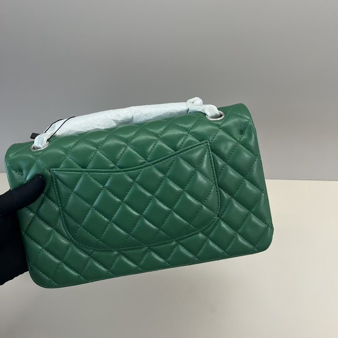 Ch*el flap bag 25x15x6cm