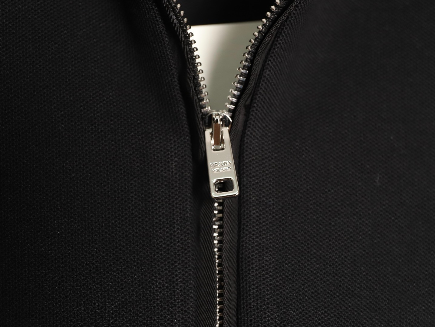 Pra*a long-sleeved t-shirt