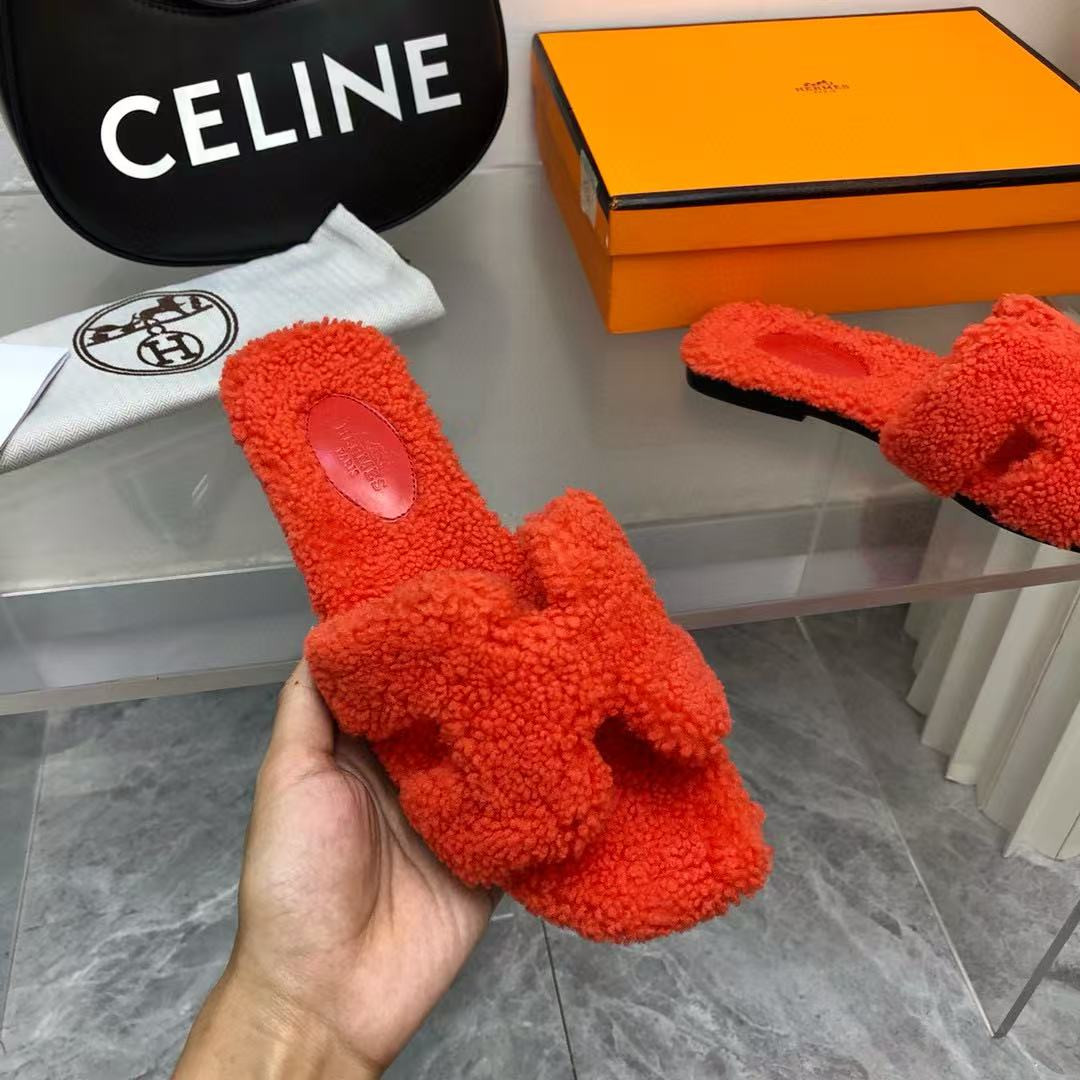ua H**mes oran sandal