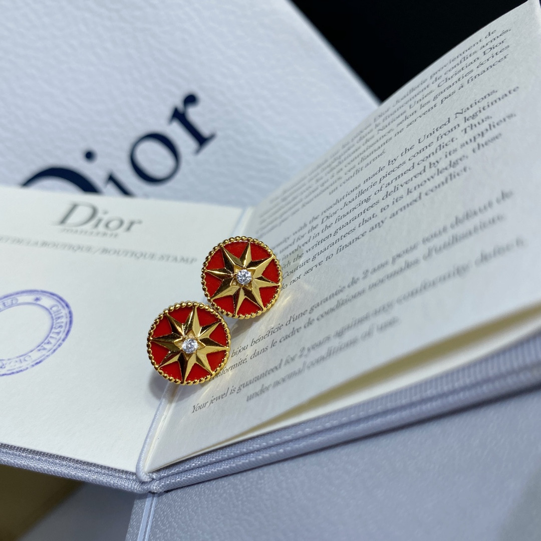D*or compass stud earrings