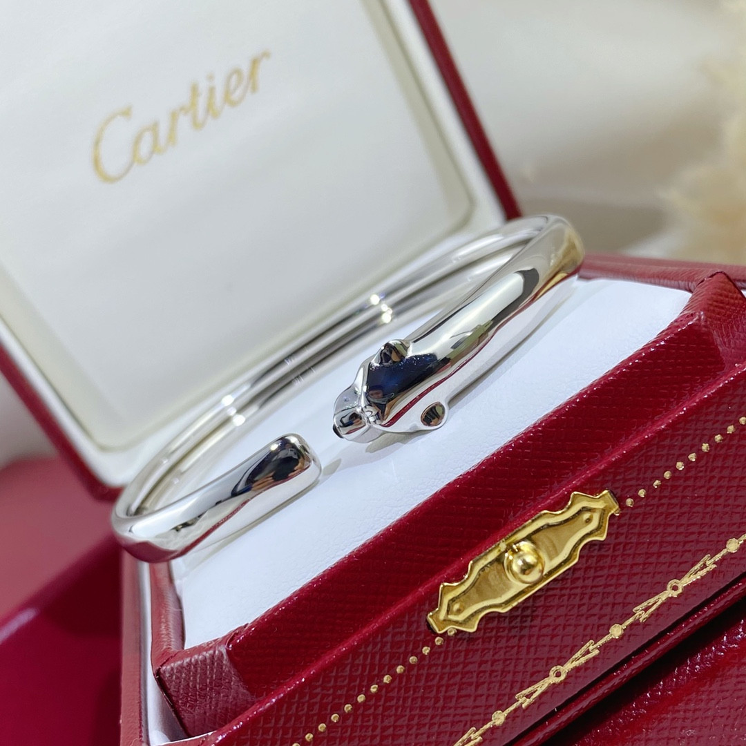 Ca*t*er slim polished leopard bracelet 16-17