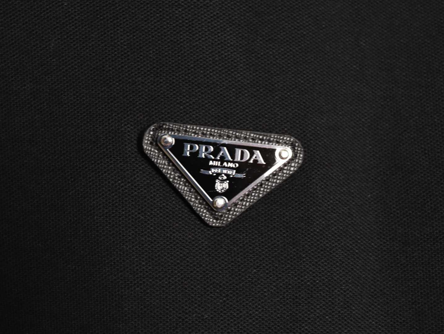 Pra*a long-sleeved t-shirt