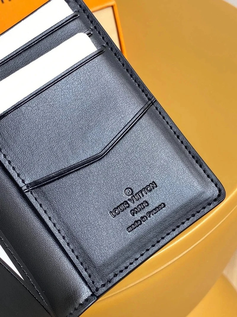 LV POCKET ORGANIZER M69979