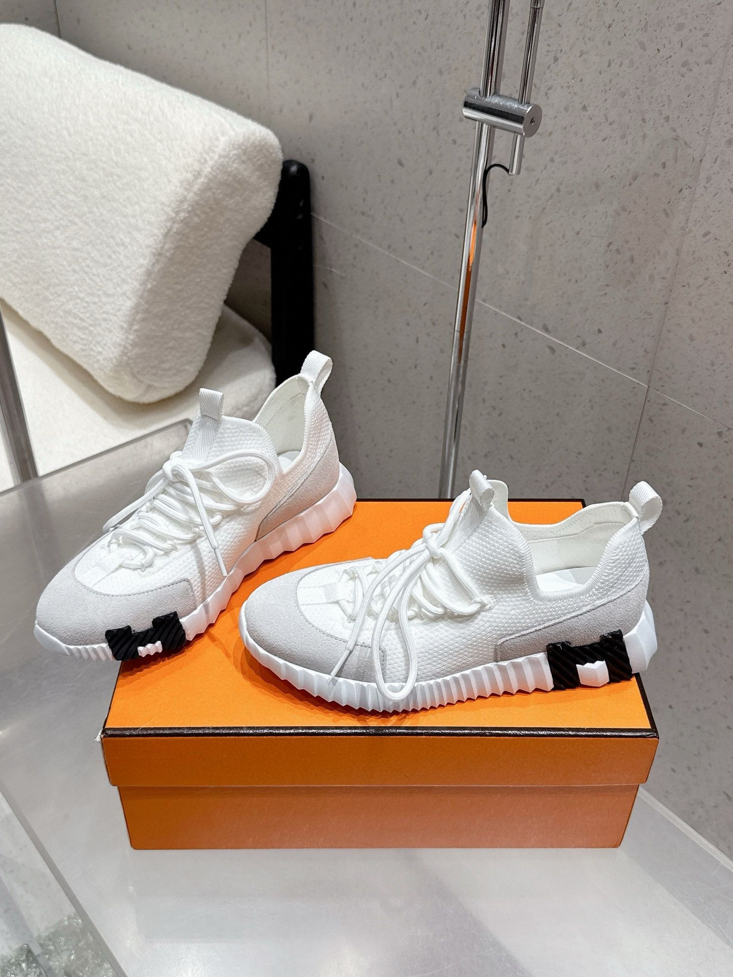 ua H**mes lift slip-on sneaker