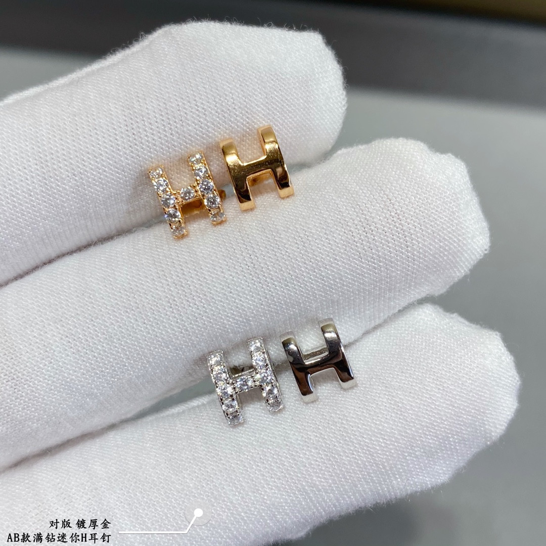 H**mes ab style fully di*m*nd-encrusted h stud earrings