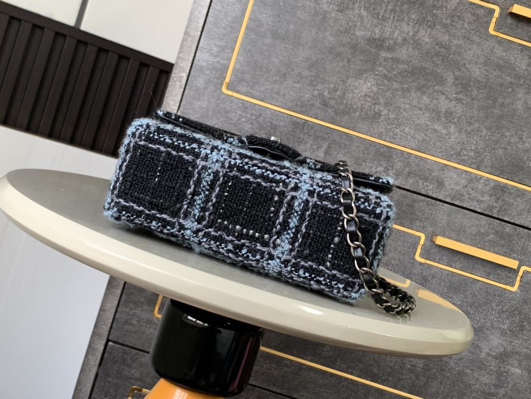 Ch*el classic flap bag 20cm