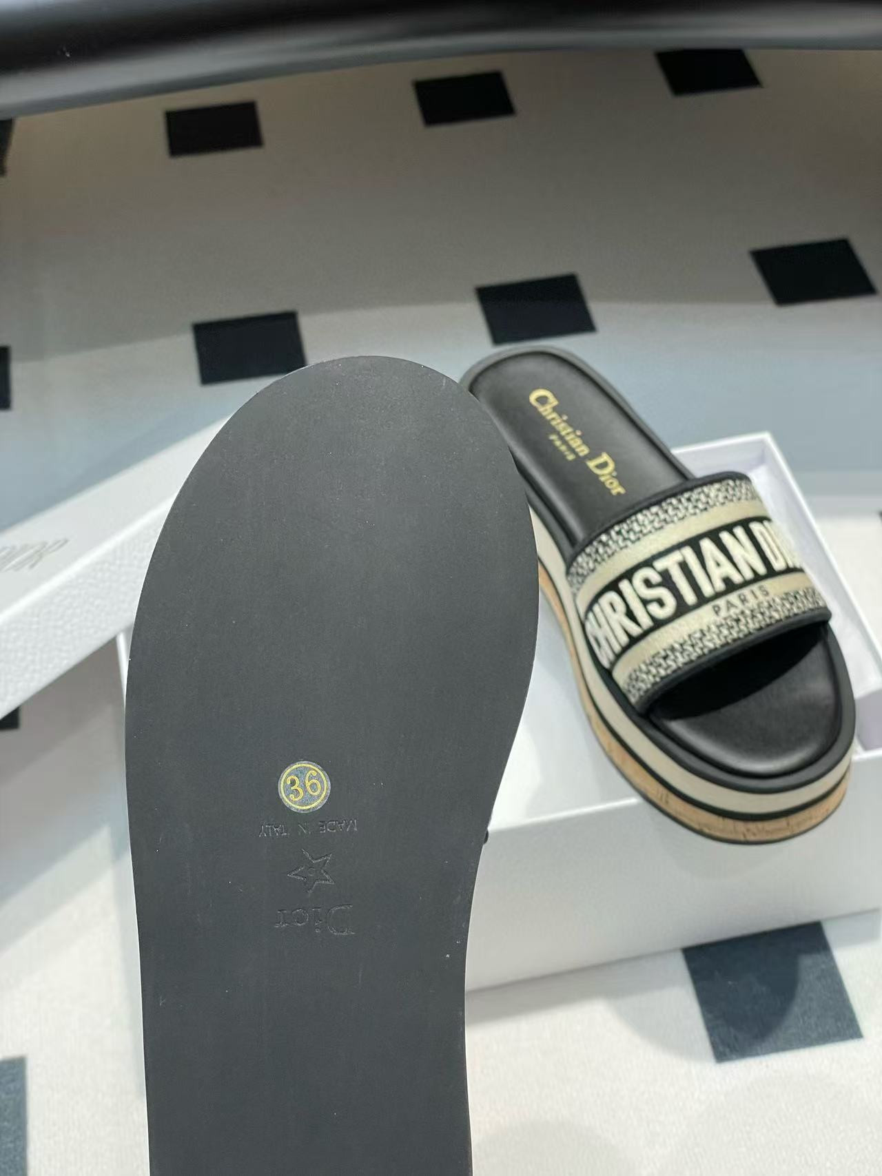 ua D*oriviera dway platform slide
