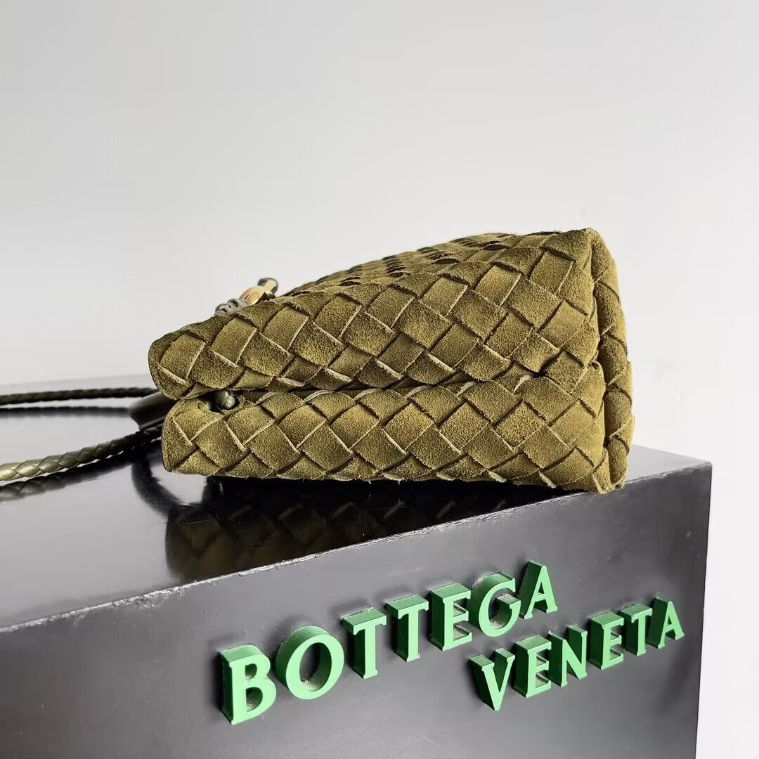 bo*te*ga Ve*ne*ta small andiamo 25x22x10.5cm