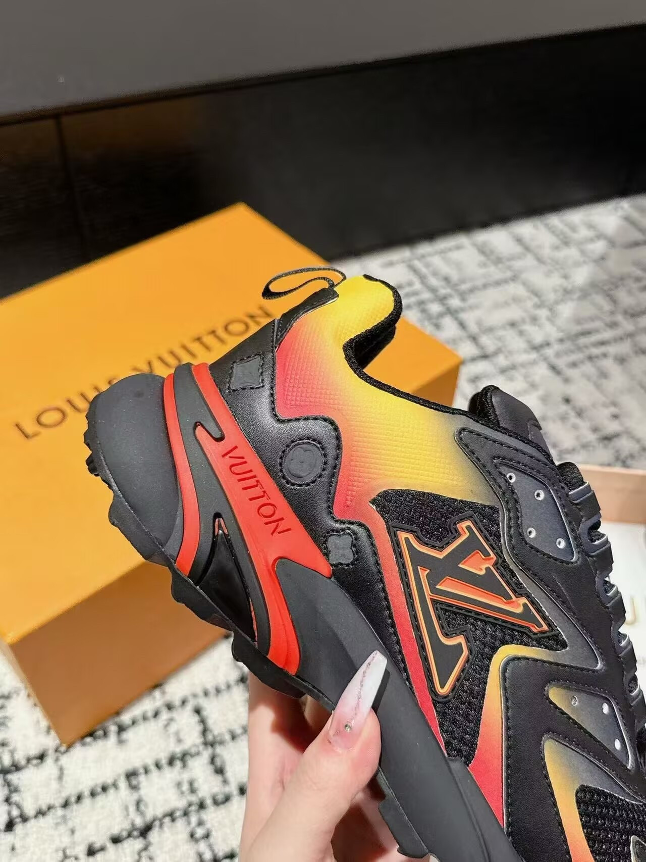 UA LV Runner Tatic Moka