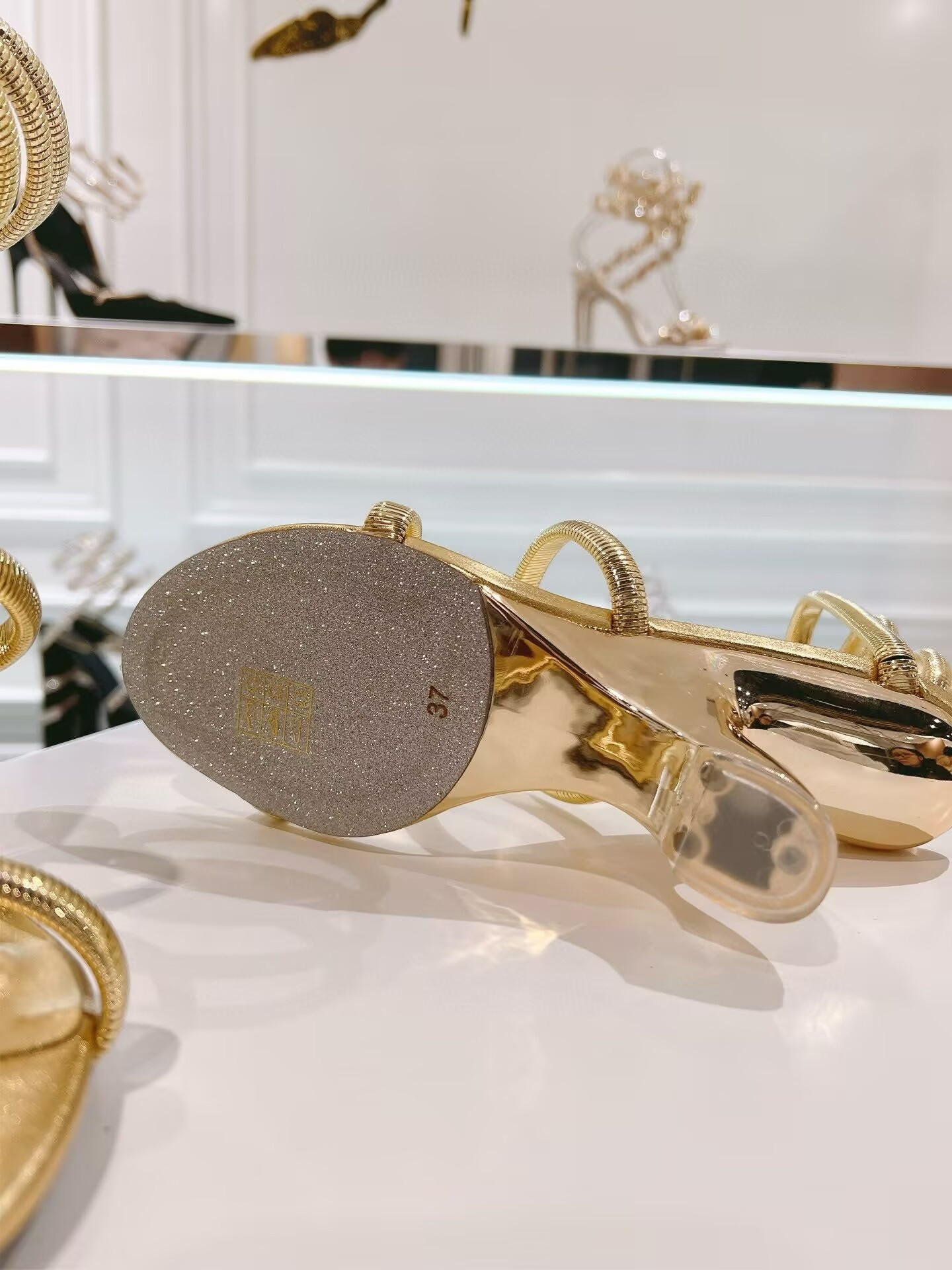 ua rené Ca0v1LLa symphony mirrored gold sandal 95mm