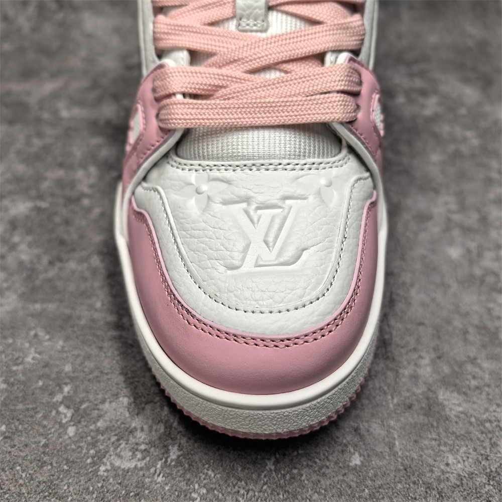 UA LV Trainer Sneaker