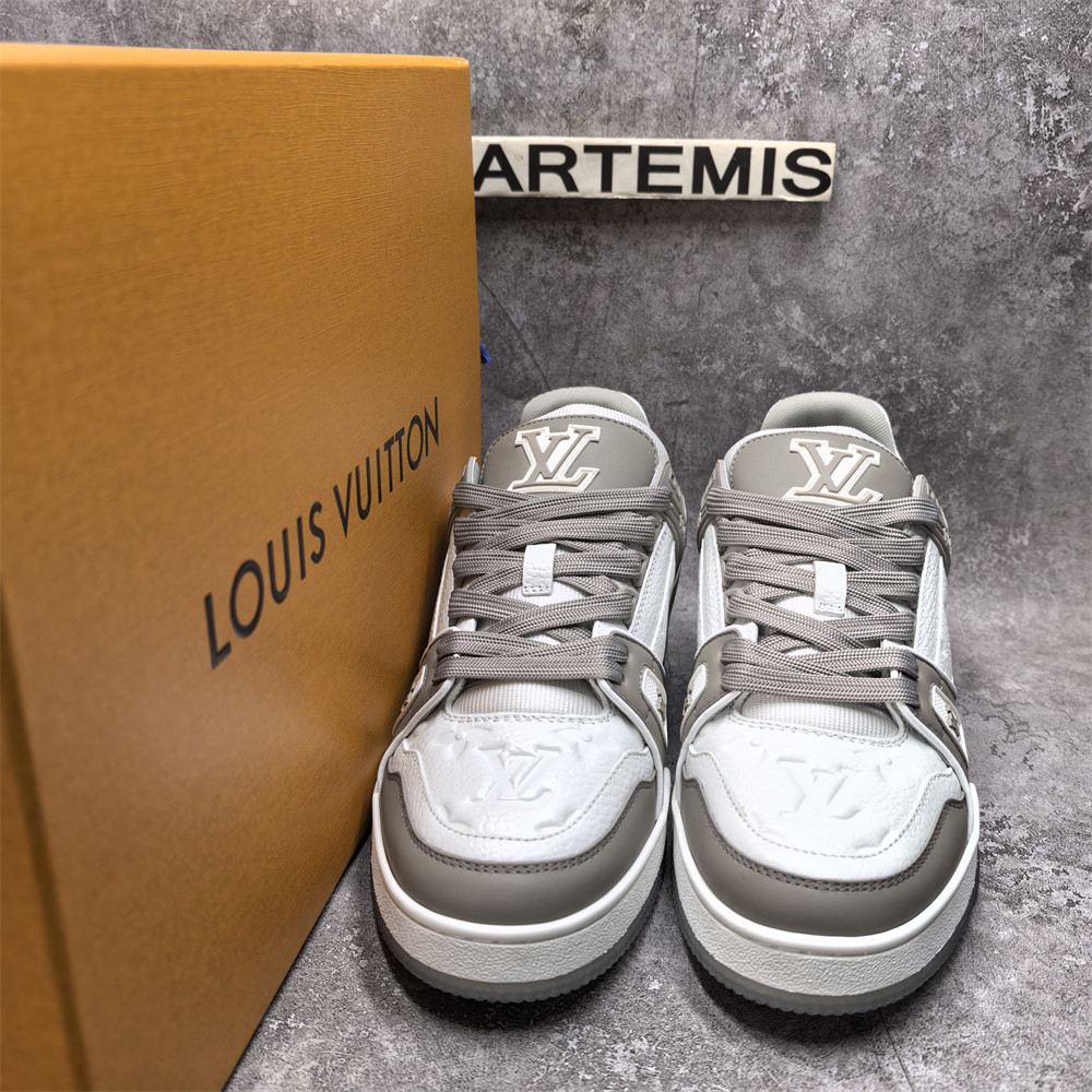 UA LV Trainer Sneaker