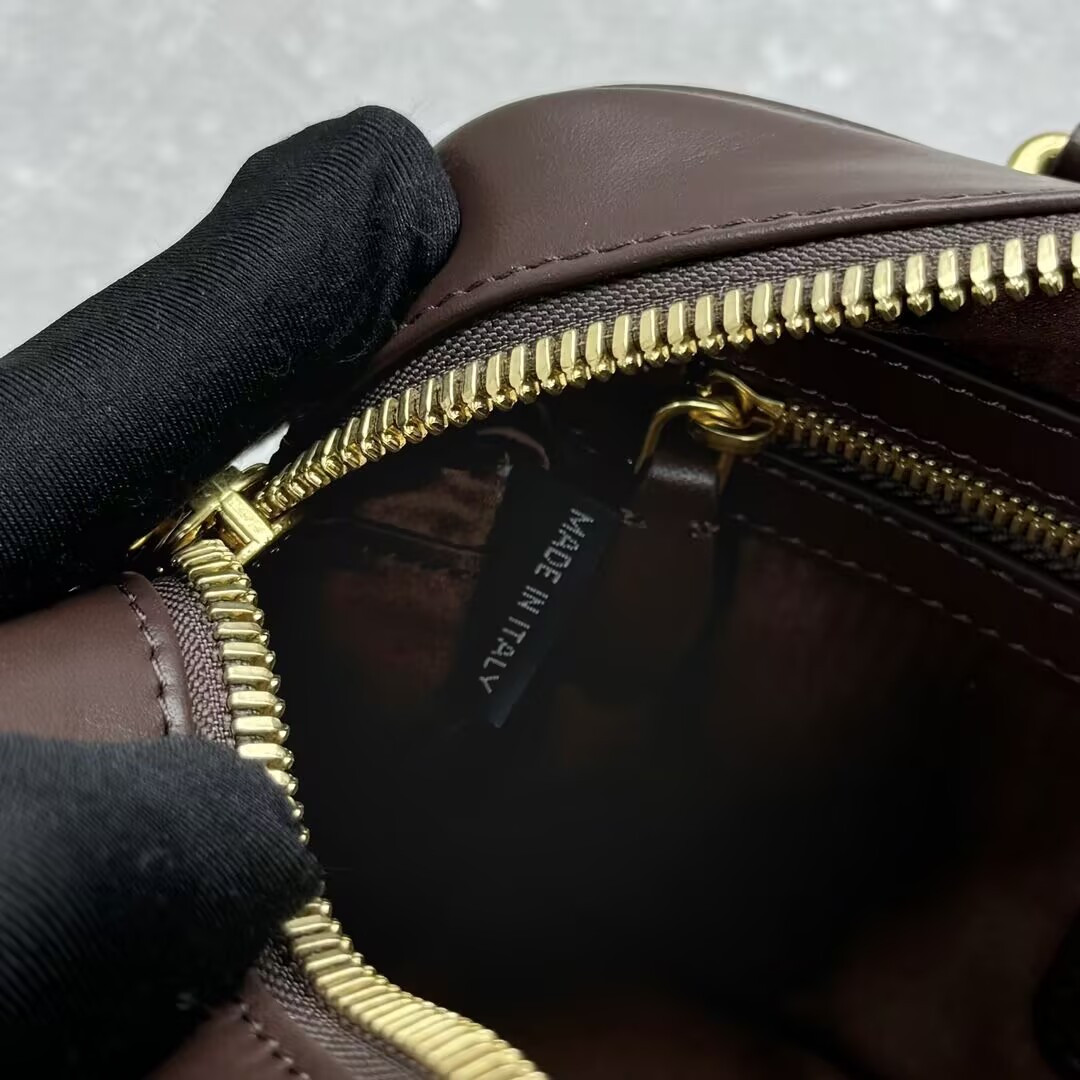 M1v M1v arcadie leather bag 10.5x22x7.5cm