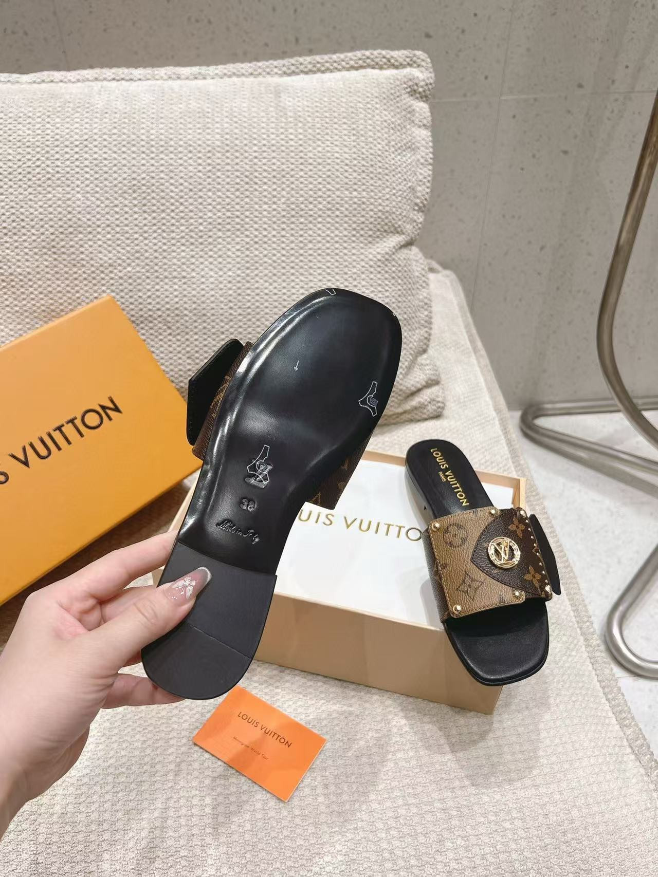 UA LV Mule