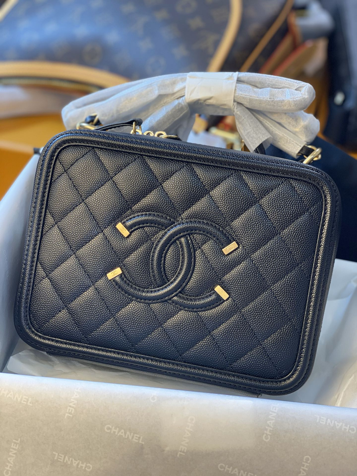 Ch*el vanity case 17x7x13cm