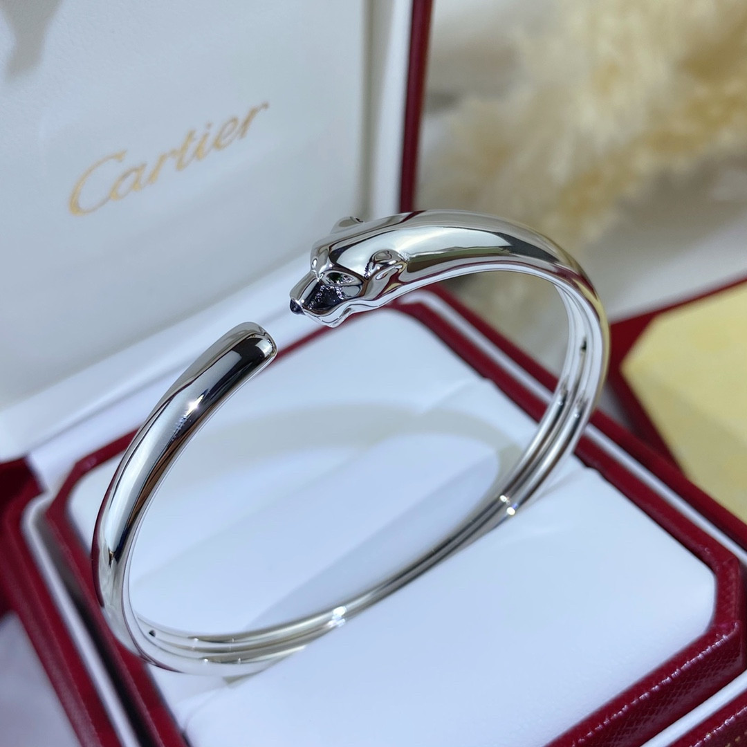 Ca*t*er slim polished leopard bracelet 16-17