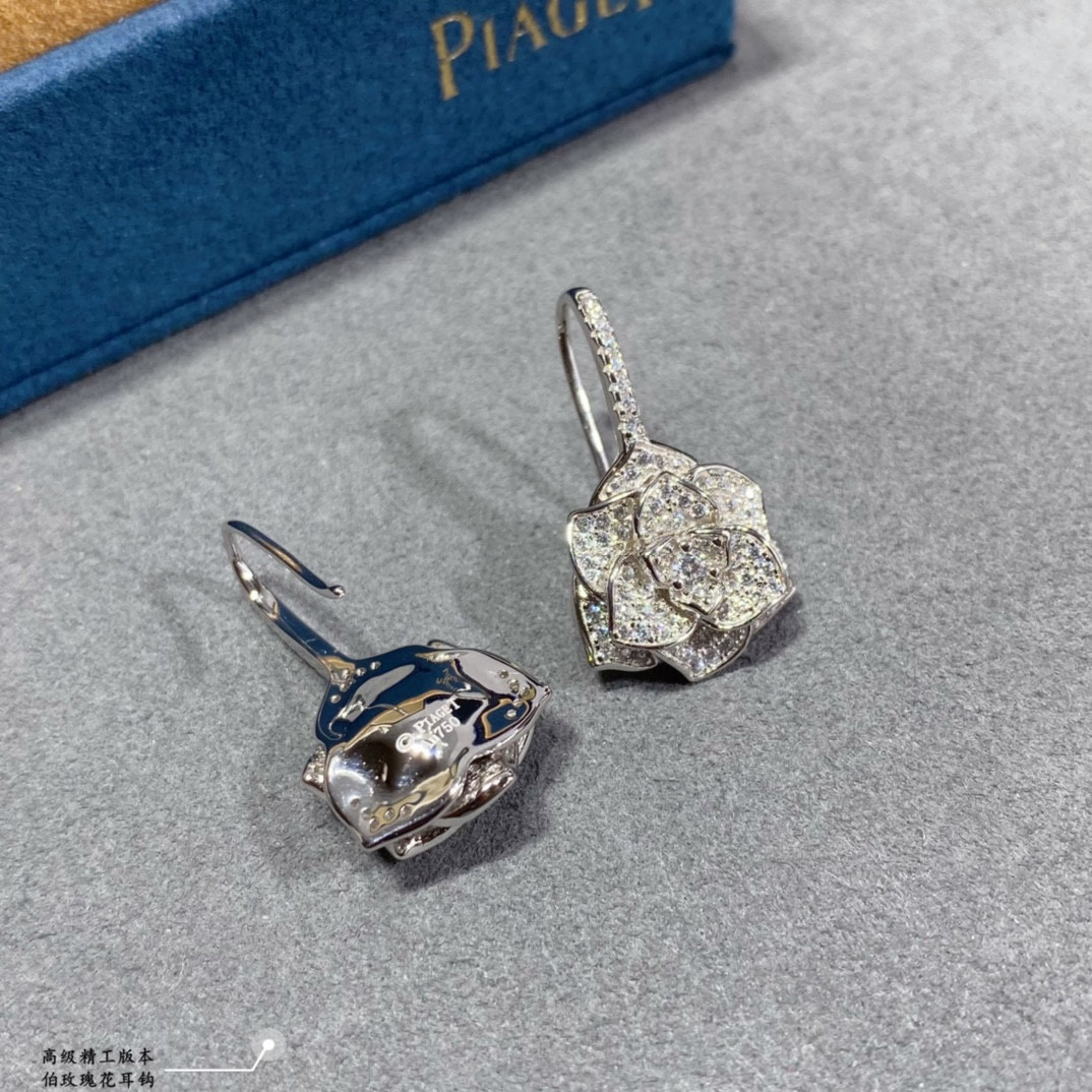 P1aget rose earrings