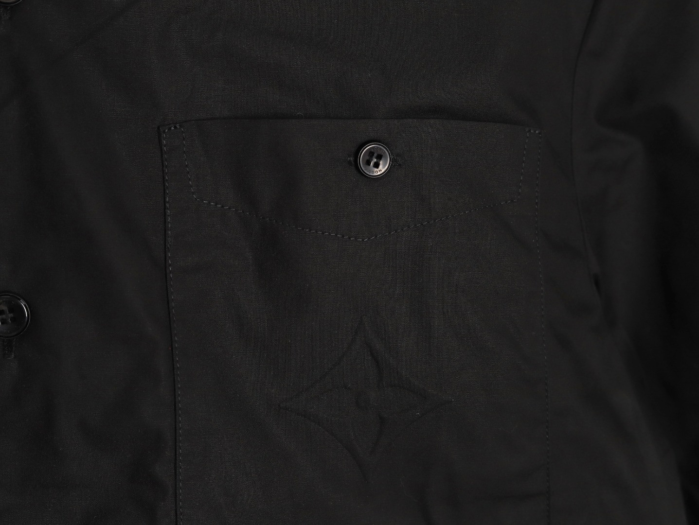 l0*is V*t0n lv 25ss short-sleeved shirts