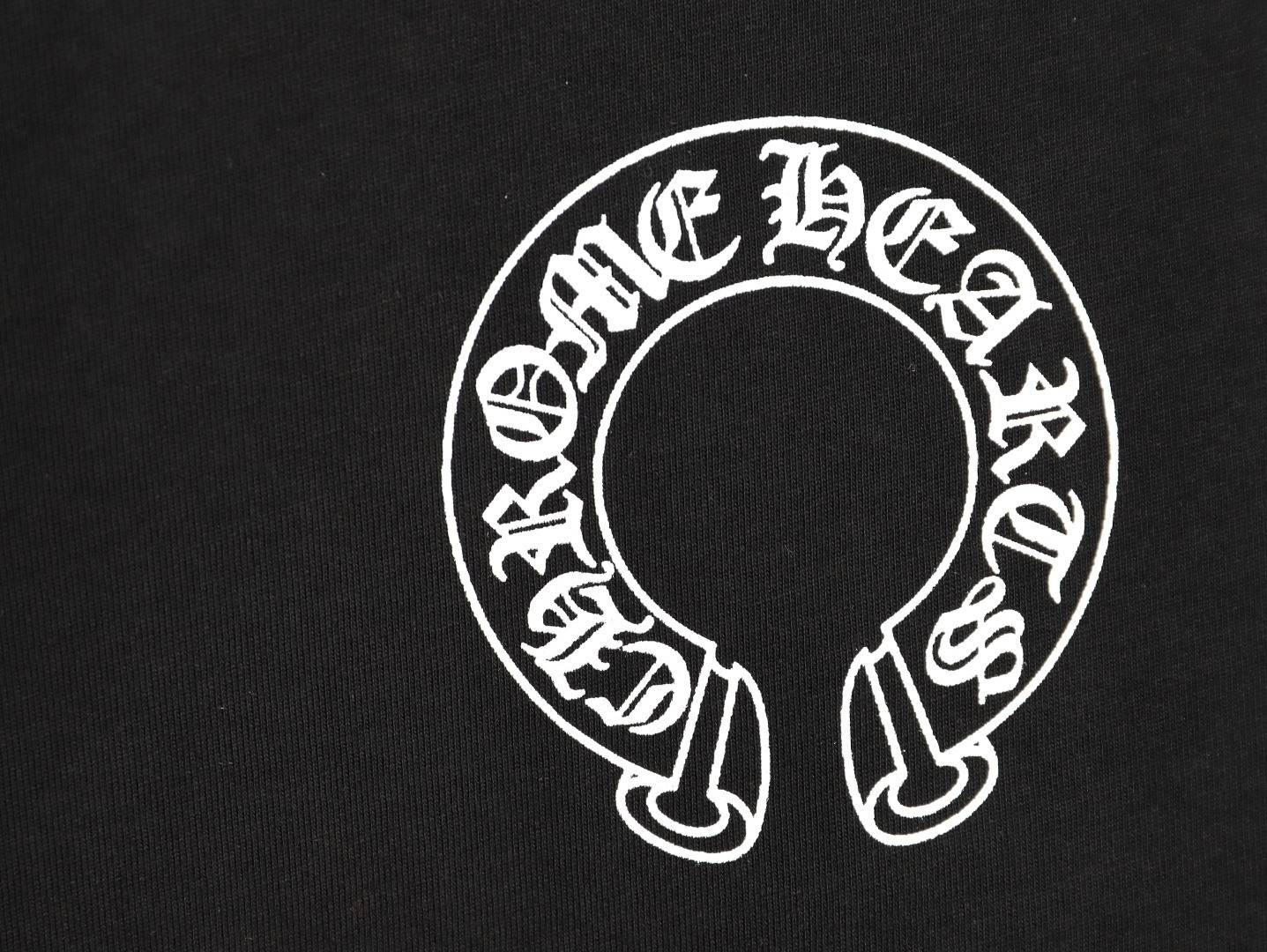 Ch**me He**ts 25fw long-sleeved t-shirt