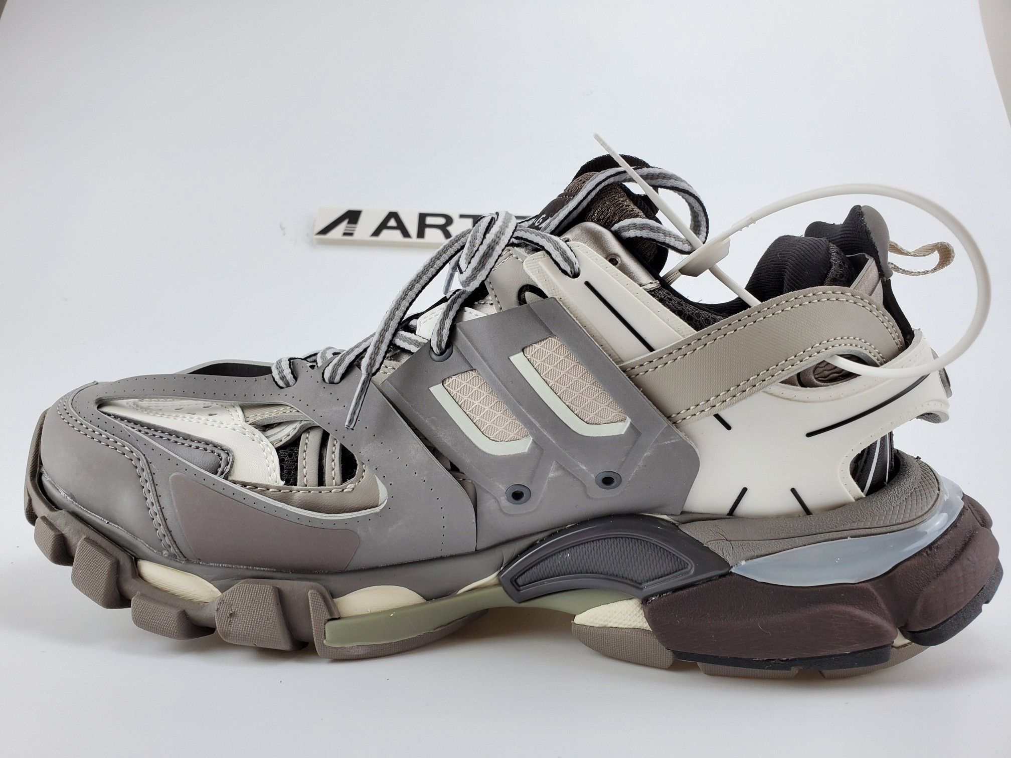 Balenciga LED 3.0 Track Grey