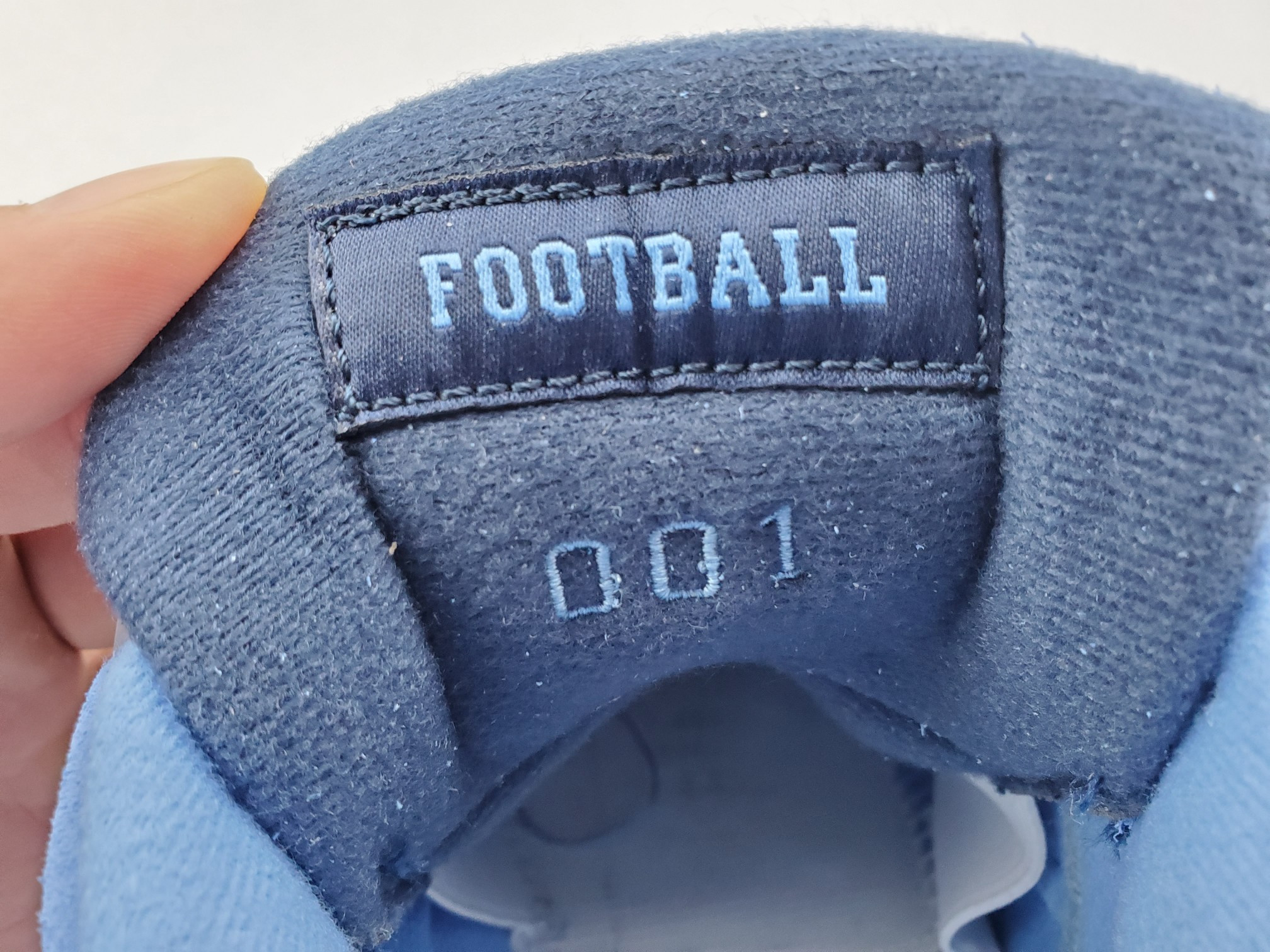 Air Jordan 4 Retro UNC 2019 PE Sky Blue