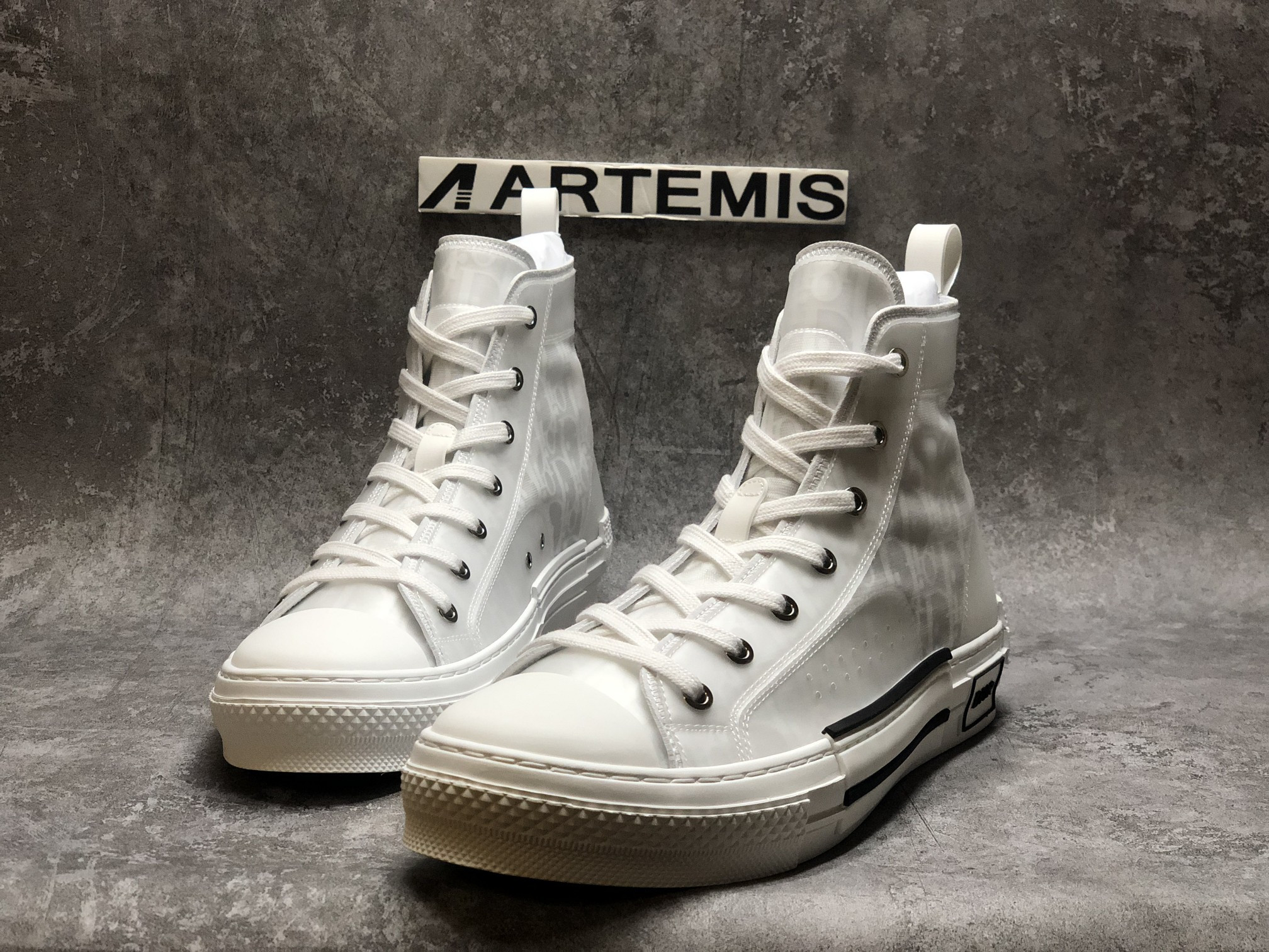 D*or b23 high top oblique