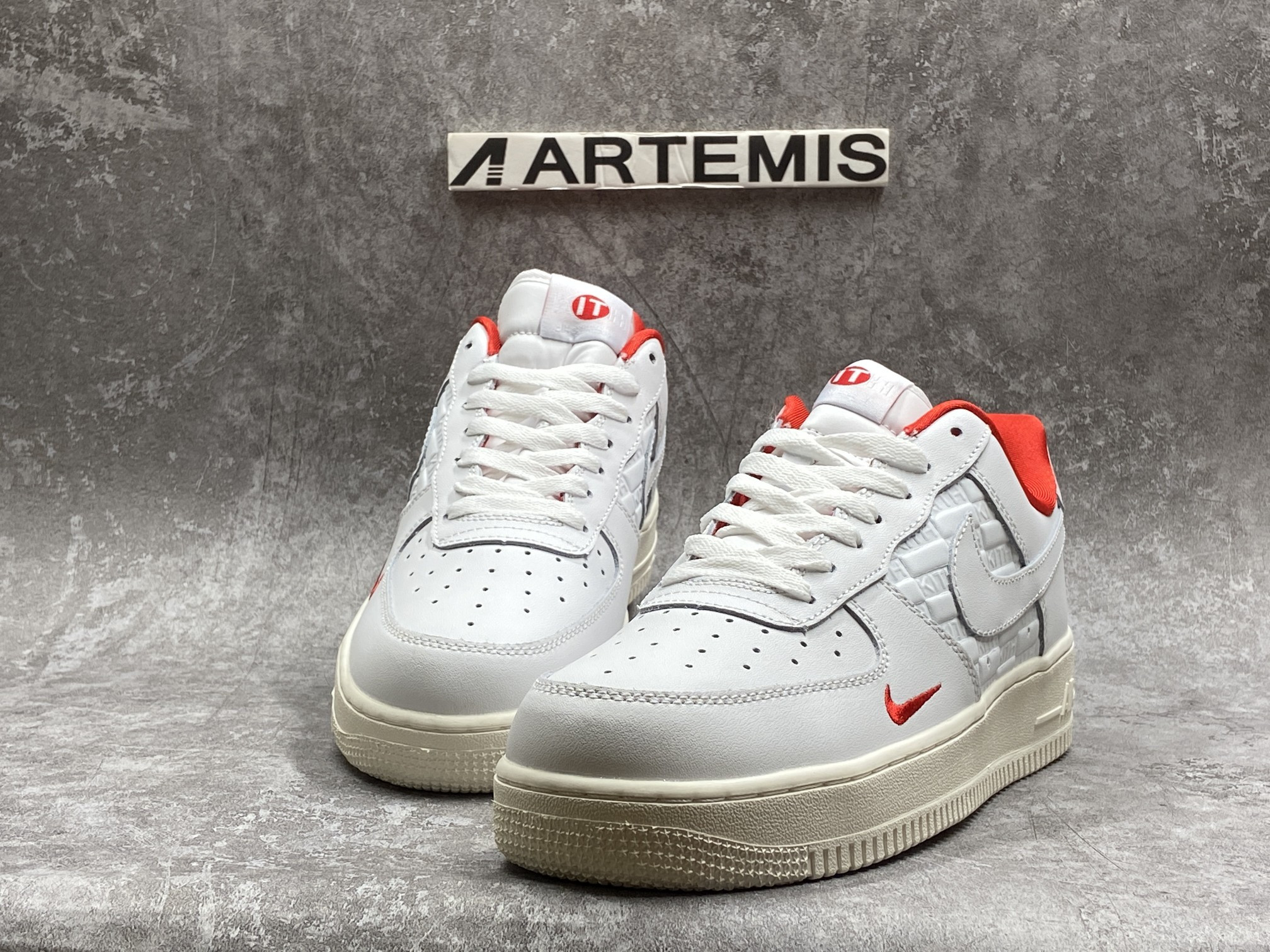 Nike Air Force 1 KITH Red
