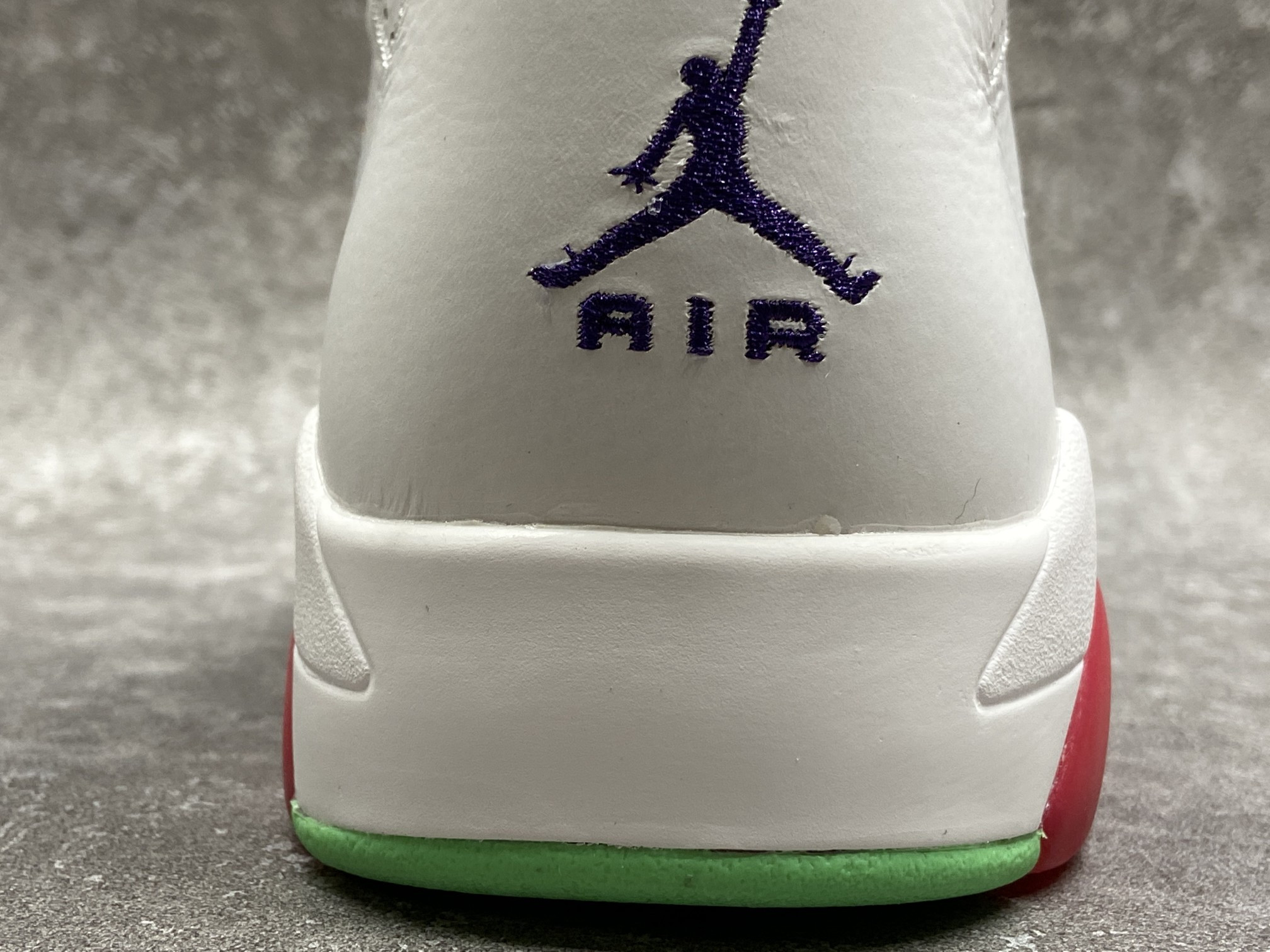 Air Jordan 6 Retro Hare
